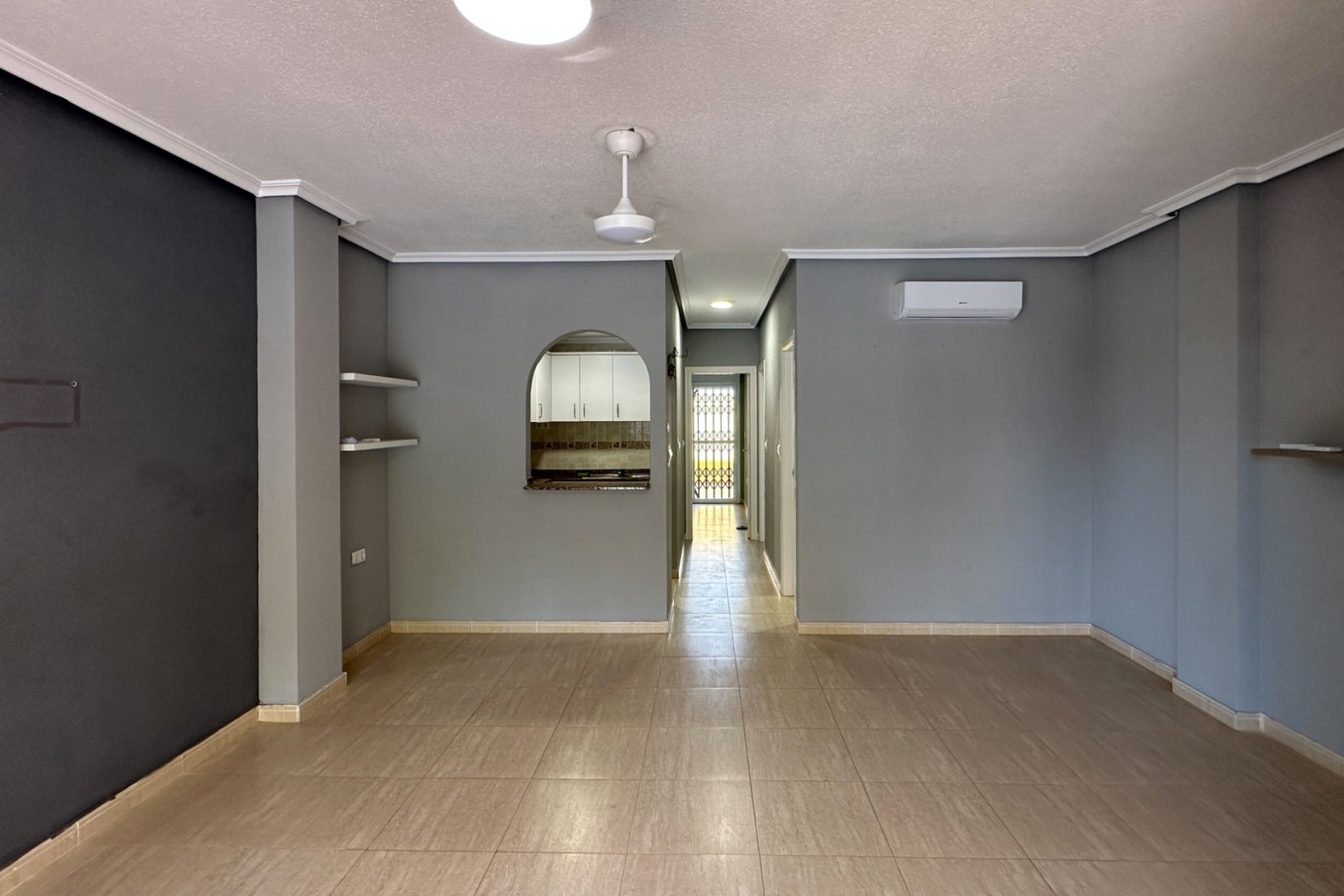 Resale - Apartment / Flat * - Daya Nueva * - Costa Blanca Sur