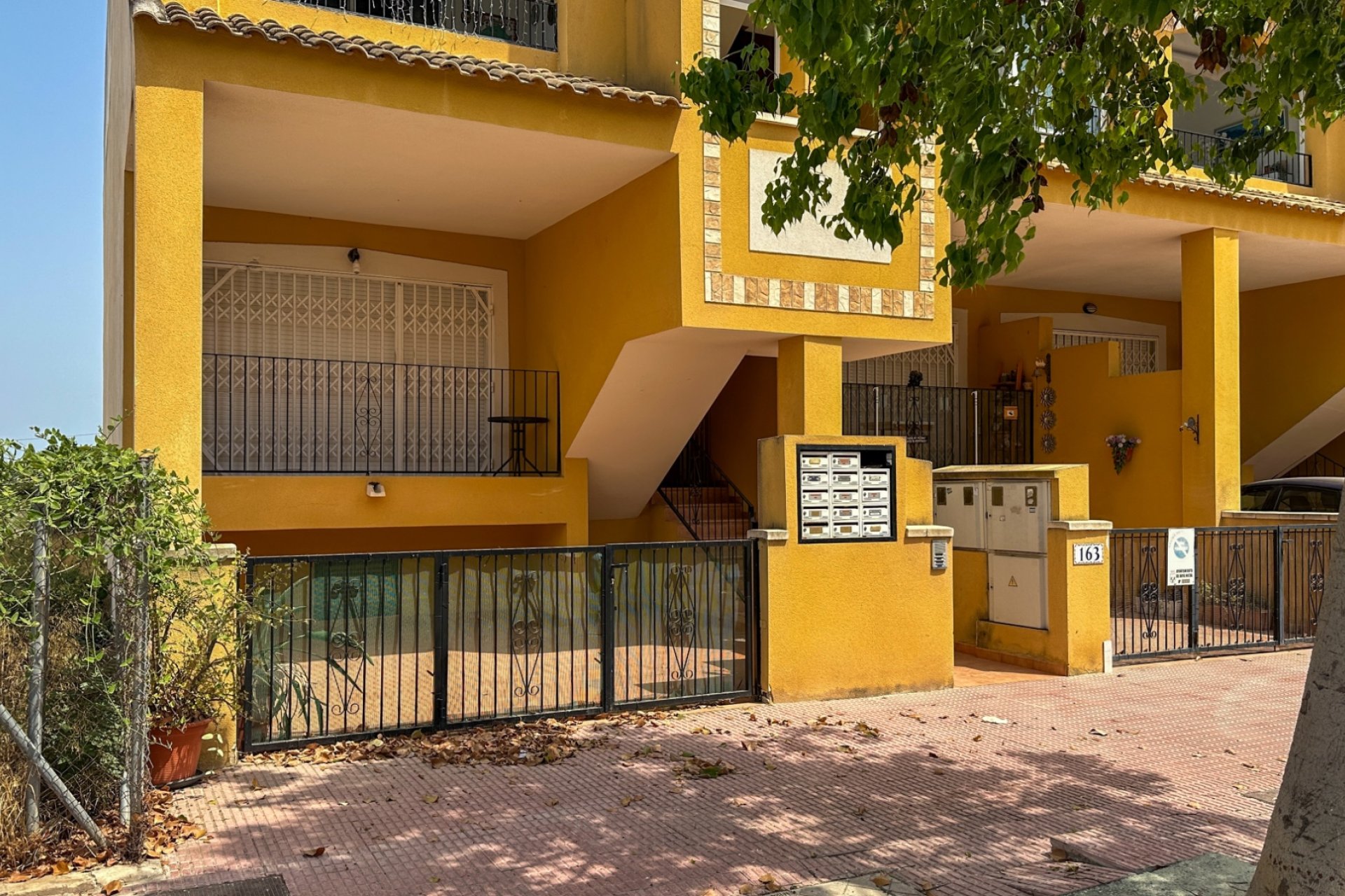 Resale - Apartment / Flat * - Daya Nueva * - Costa Blanca Sur