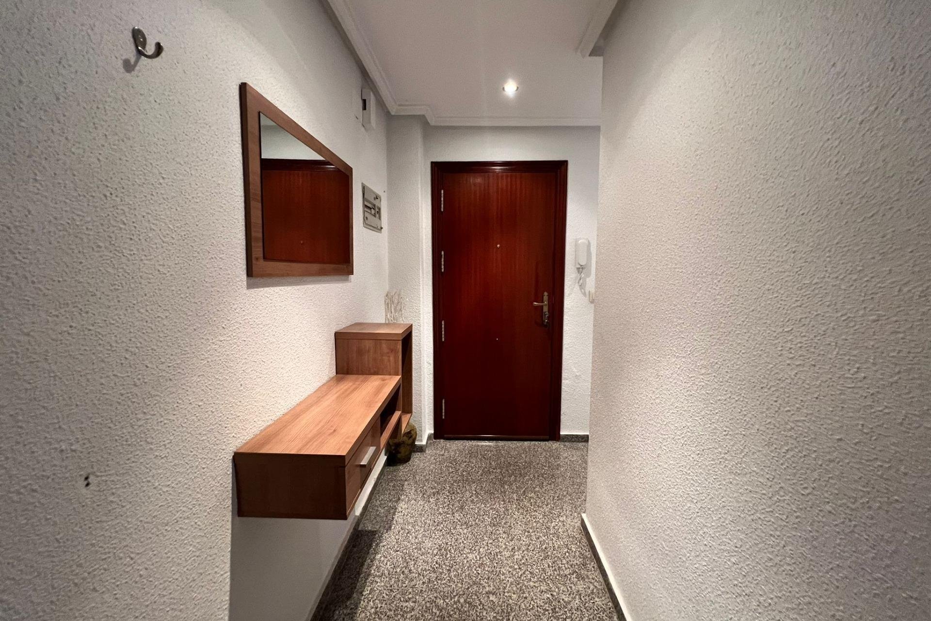 Resale - Apartment / flat - Dolores - Center