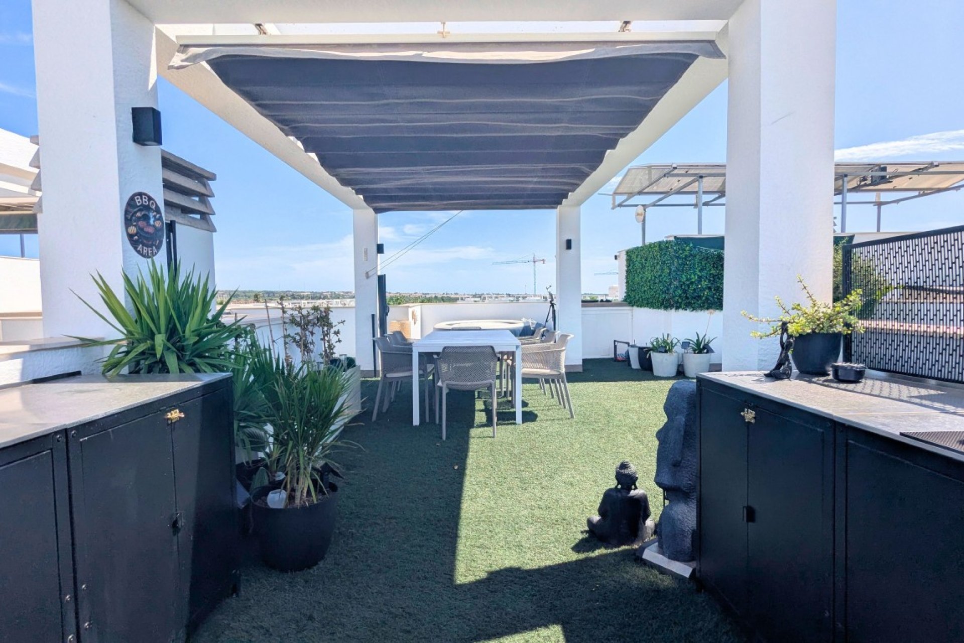 Resale - Apartment / Flat * - El Raso *