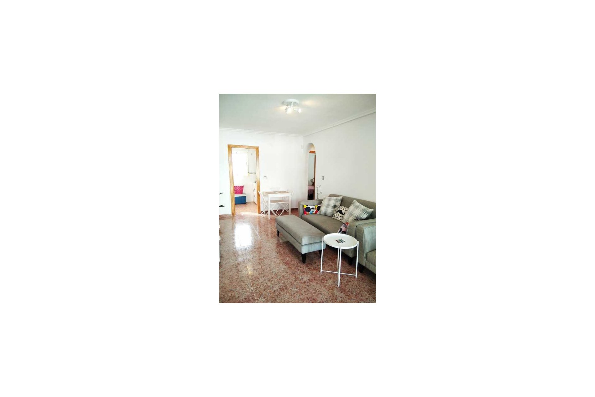 Resale - Apartment / flat - Entre Naranjos