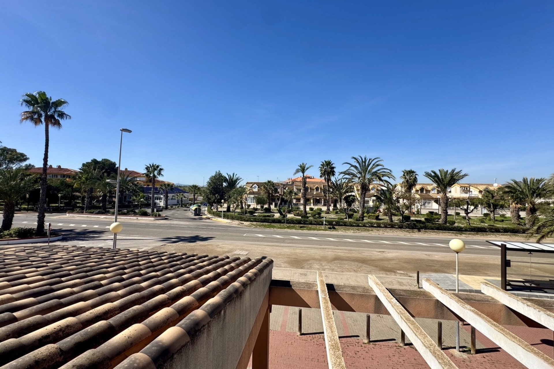 Resale - Apartment / Flat * - Estrella Mar