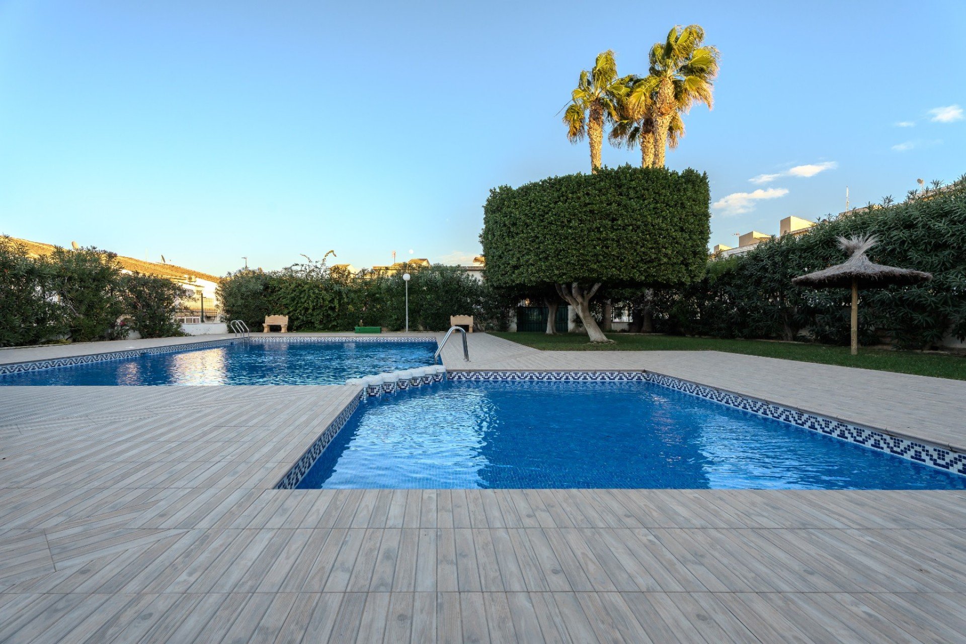 Resale - Apartment / Flat * - Gran Alacant *