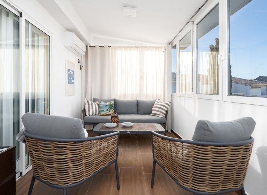 Resale - Apartment / Flat * - Gran Alacant *