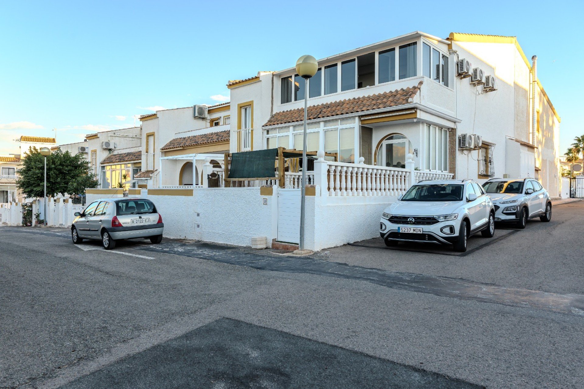 Resale - Apartment / Flat * - Gran Alacant *