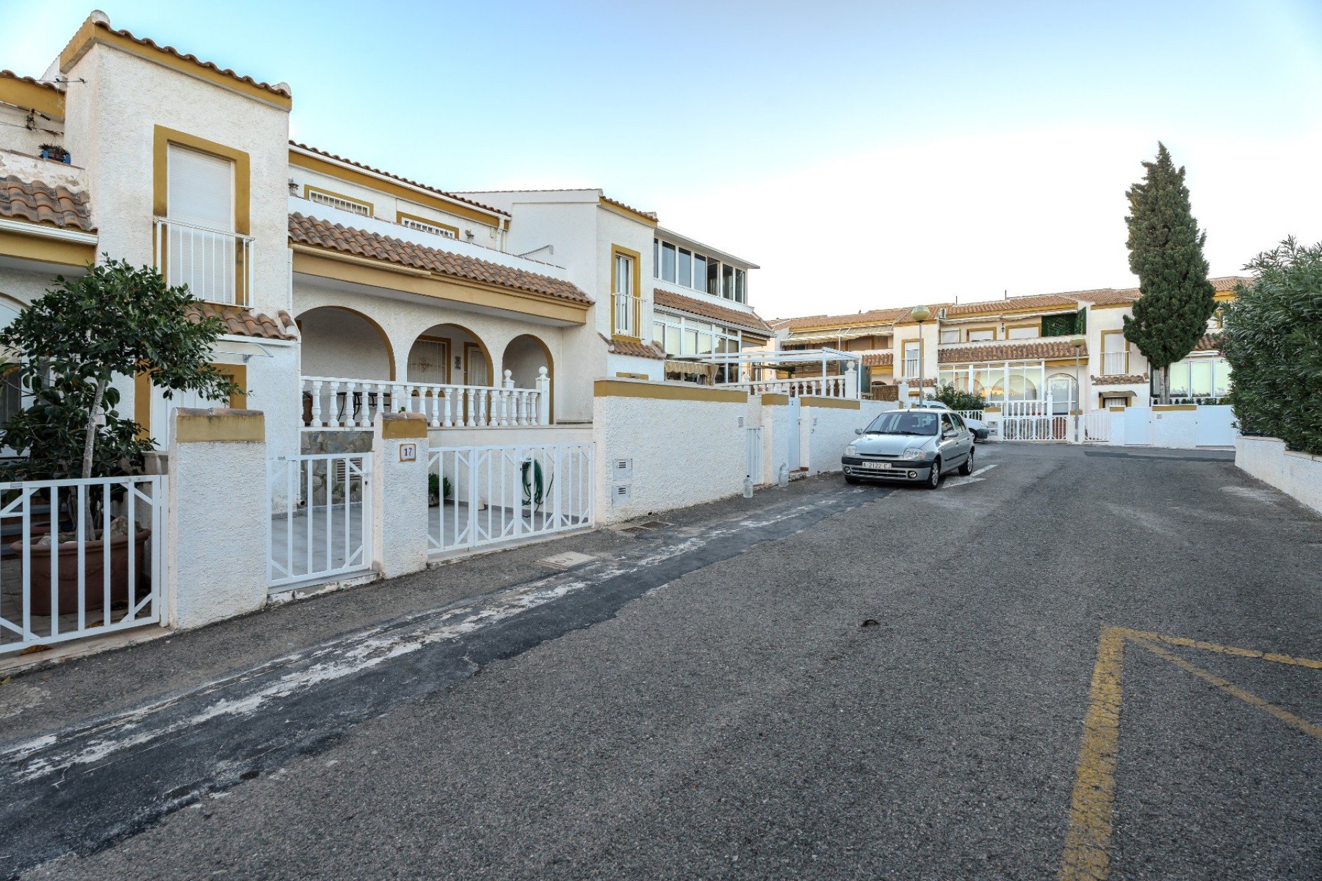 Resale - Apartment / Flat * - Gran Alacant *