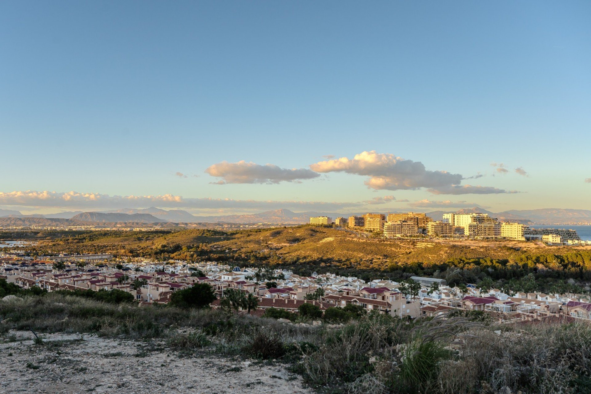 Resale - Apartment / Flat * - Gran Alacant *