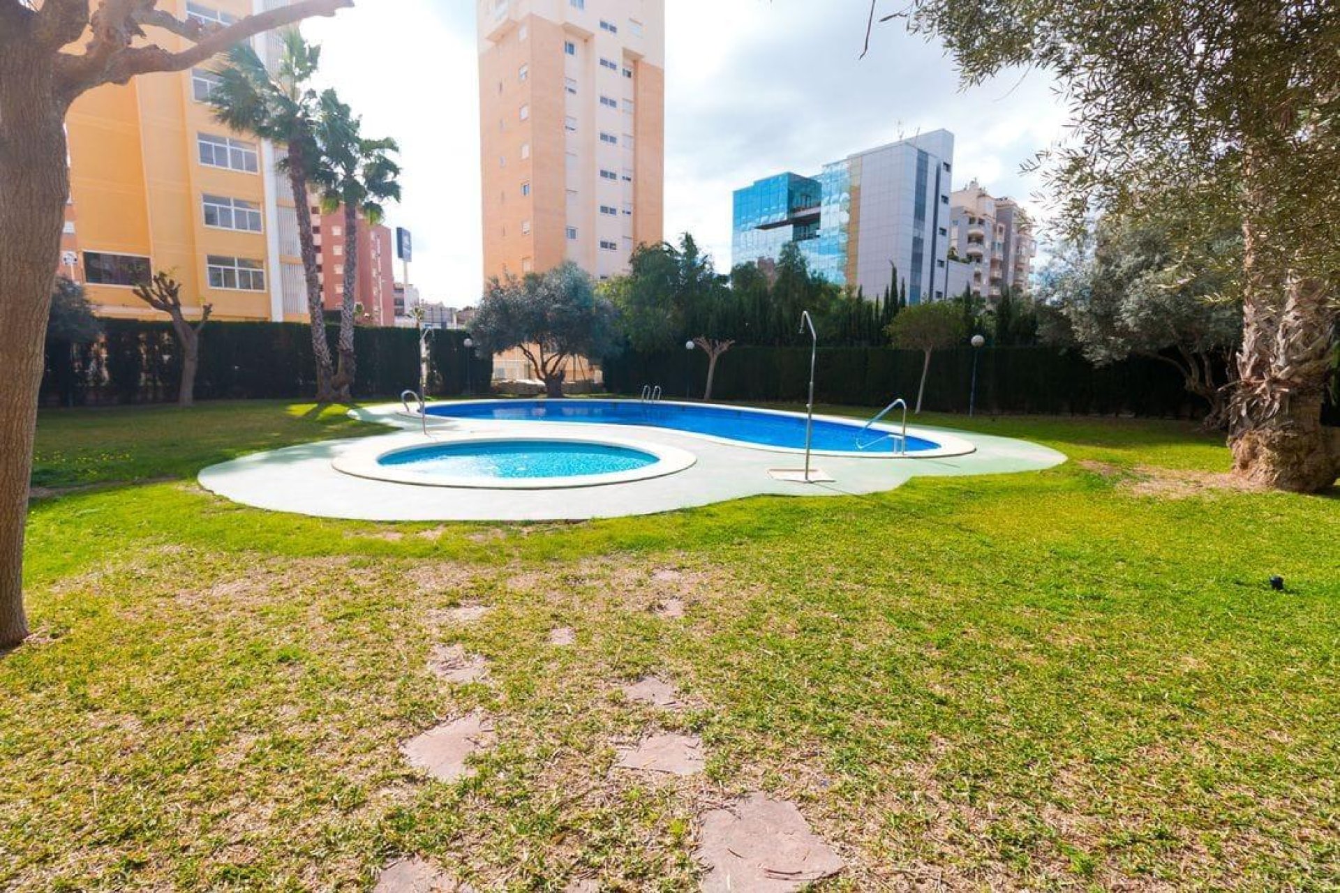 Resale - Apartment / flat - Guardamar del Segura - Center