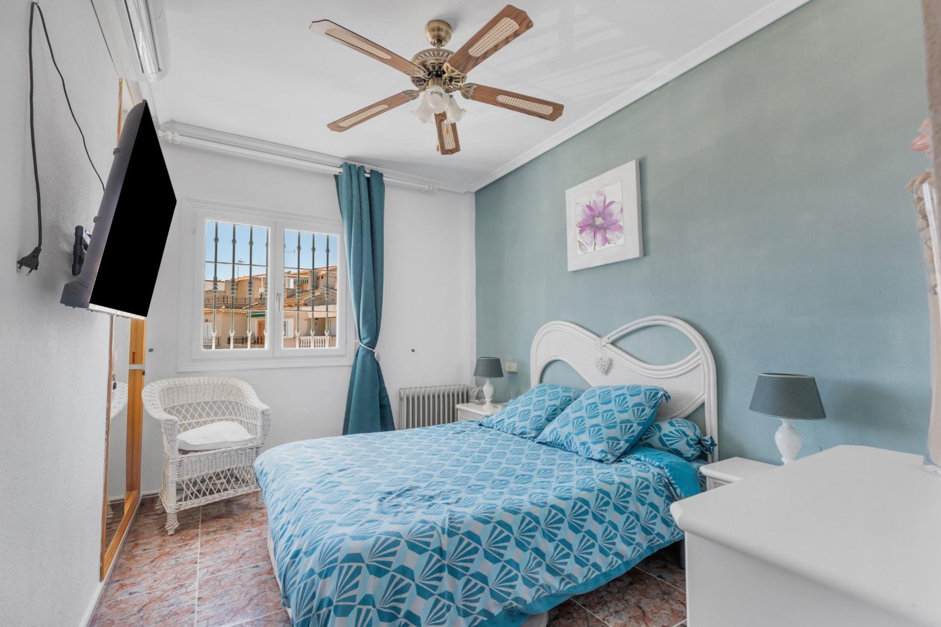 Resale - Apartment / Flat * - Guardamar del Segura * - El moncayo