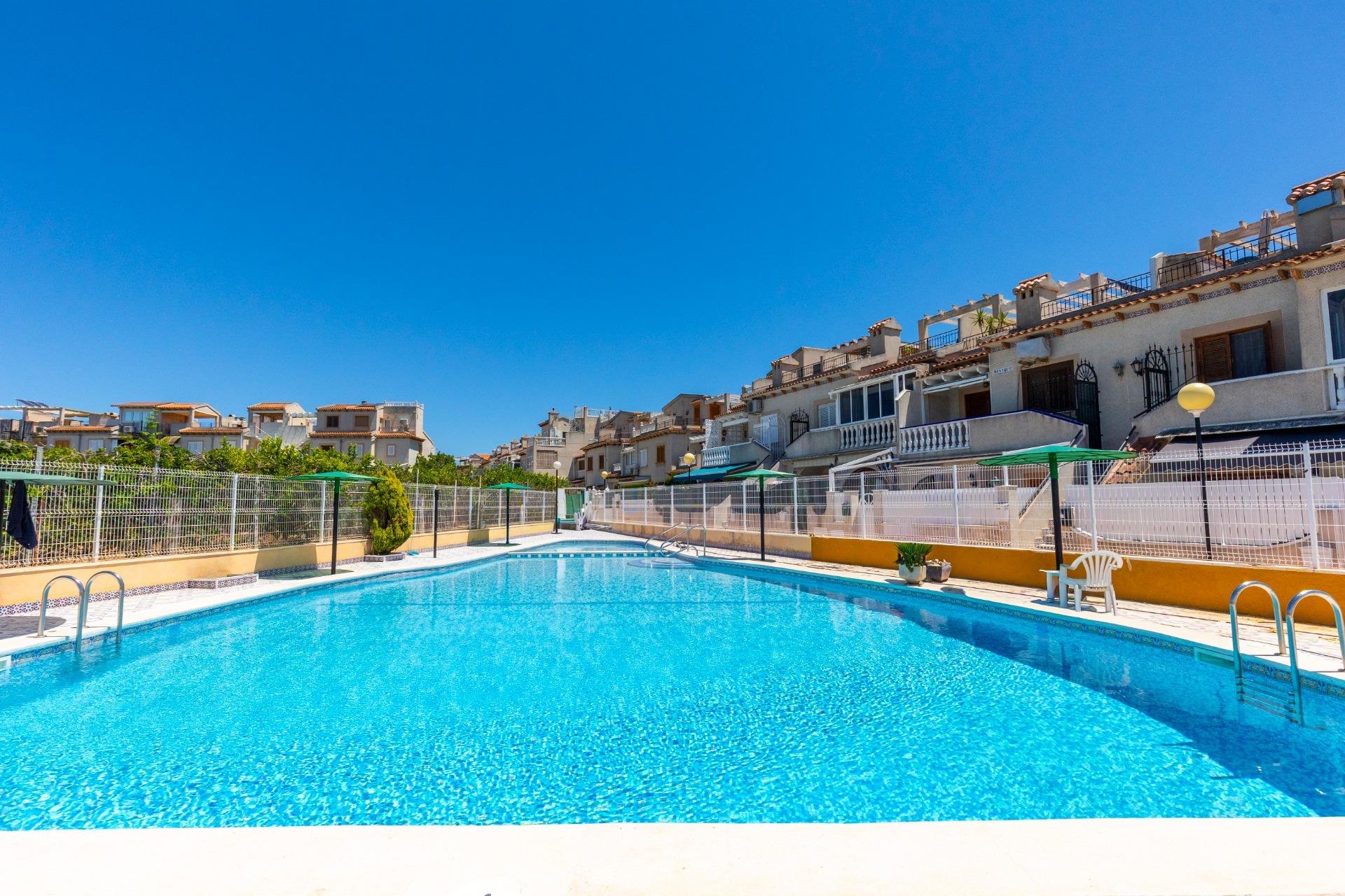 Resale - Apartment / Flat * - Guardamar del Segura * - El moncayo