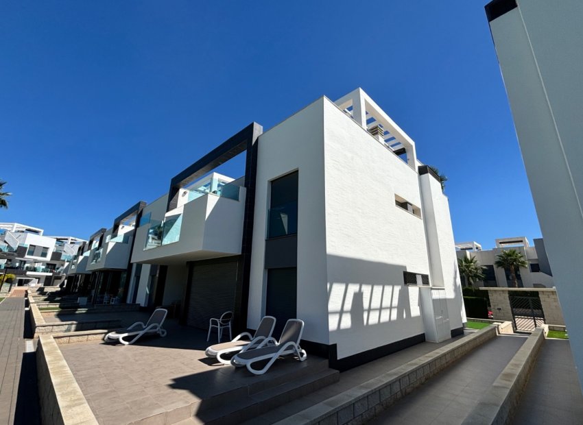 Resale - Apartment / flat - Guardamar del Segura - El Raso