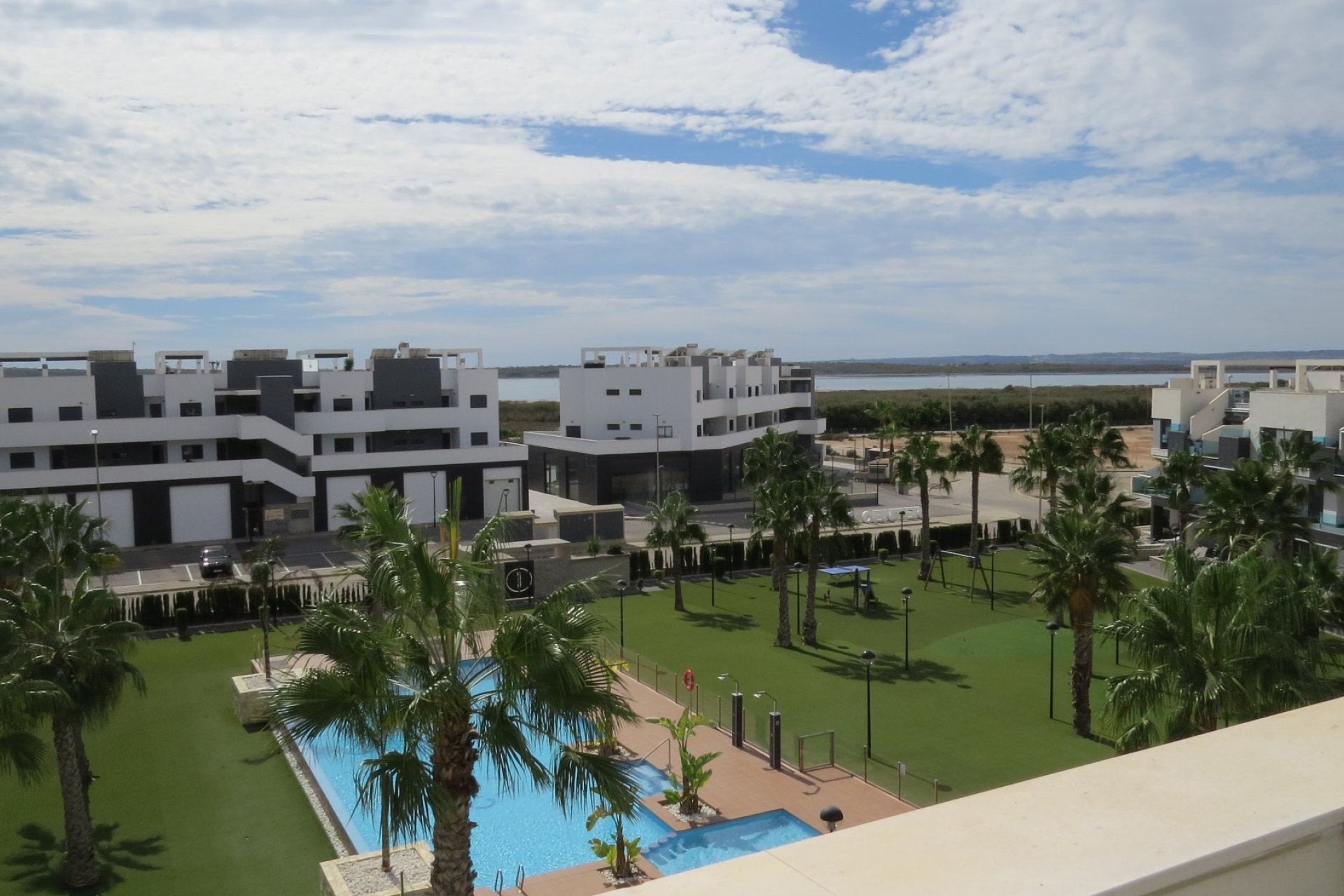 Resale - Apartment / flat - Guardamar del Segura - El Raso