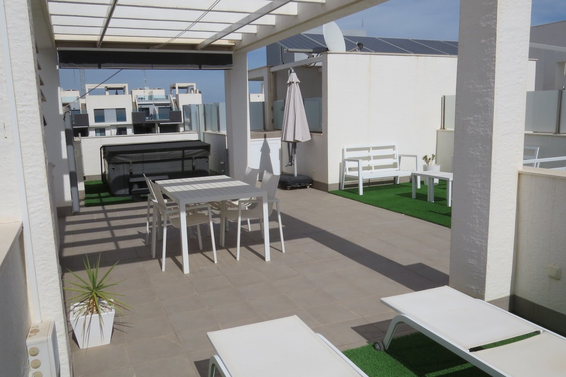 Resale - Apartment / flat - Guardamar del Segura - El Raso