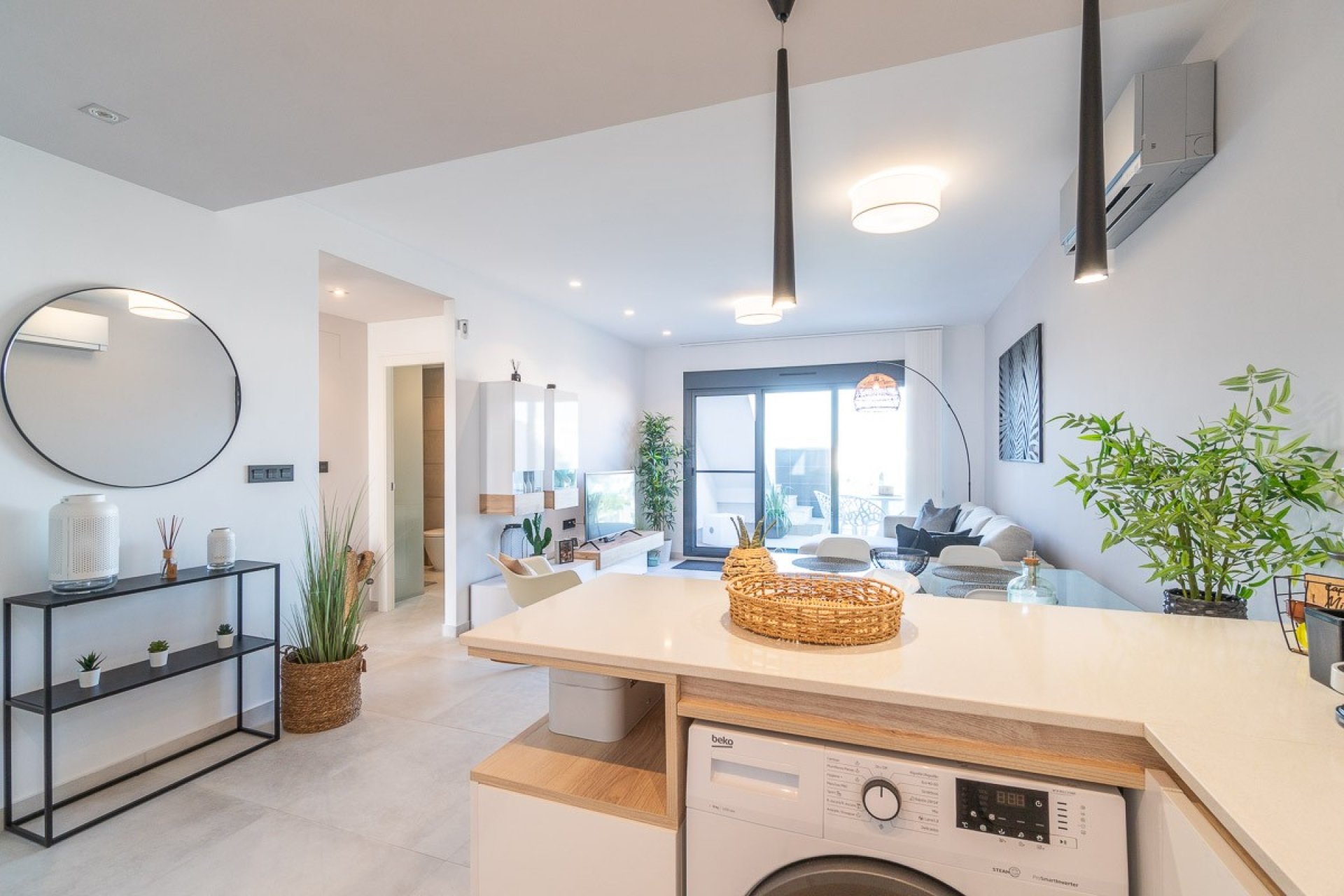 Resale - Apartment / Flat * - Guardamar del Segura * - El Raso *
