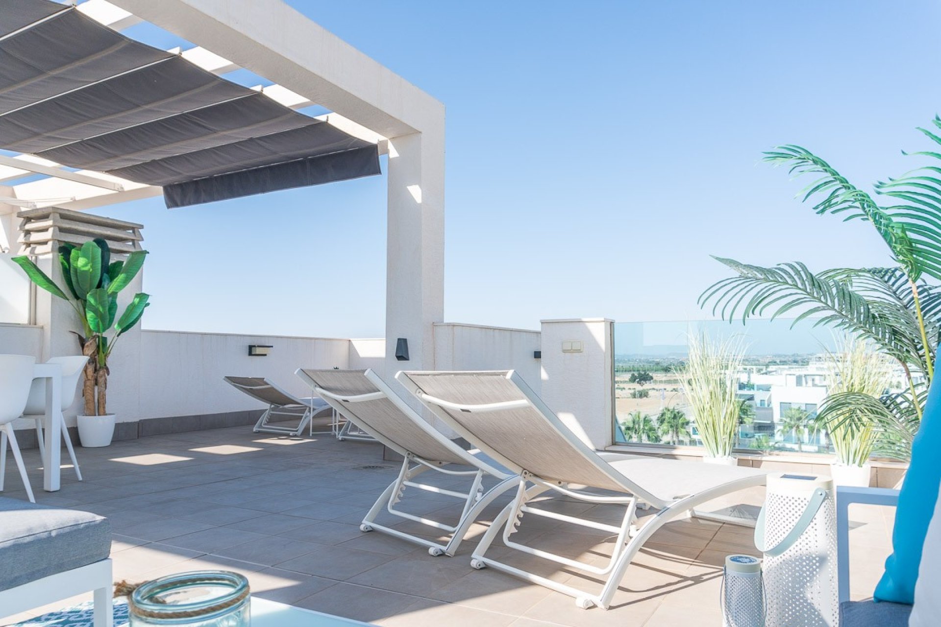 Resale - Apartment / Flat * - Guardamar del Segura * - El Raso *