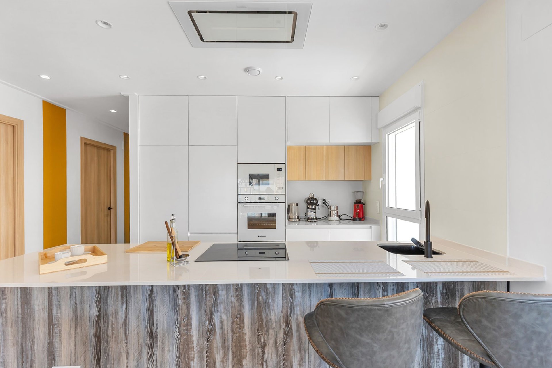 Resale - Apartment / Flat * - Guardamar del Segura * - El Raso *