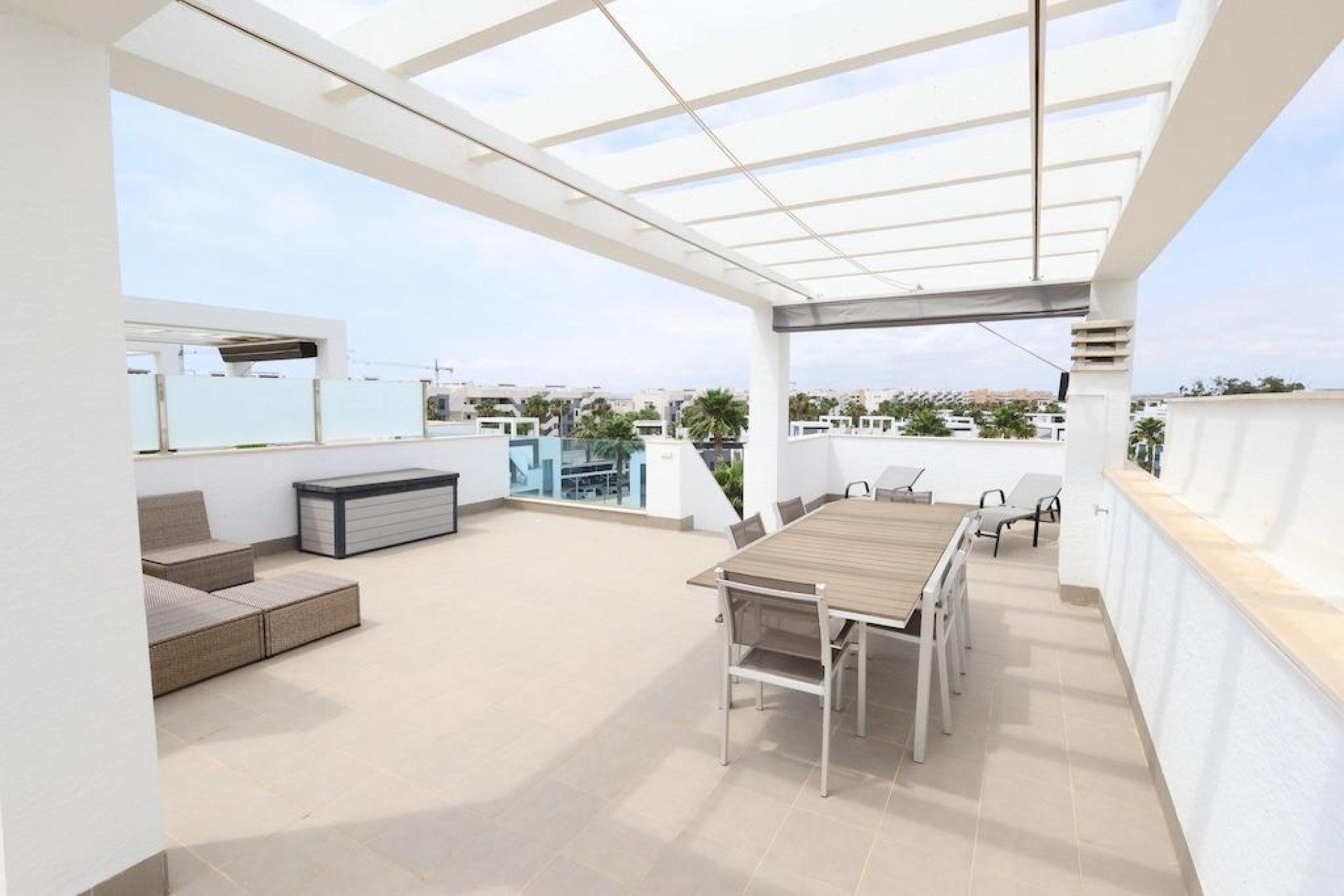 Resale - Apartment / Flat * - Guardamar del Segura * - El Raso *