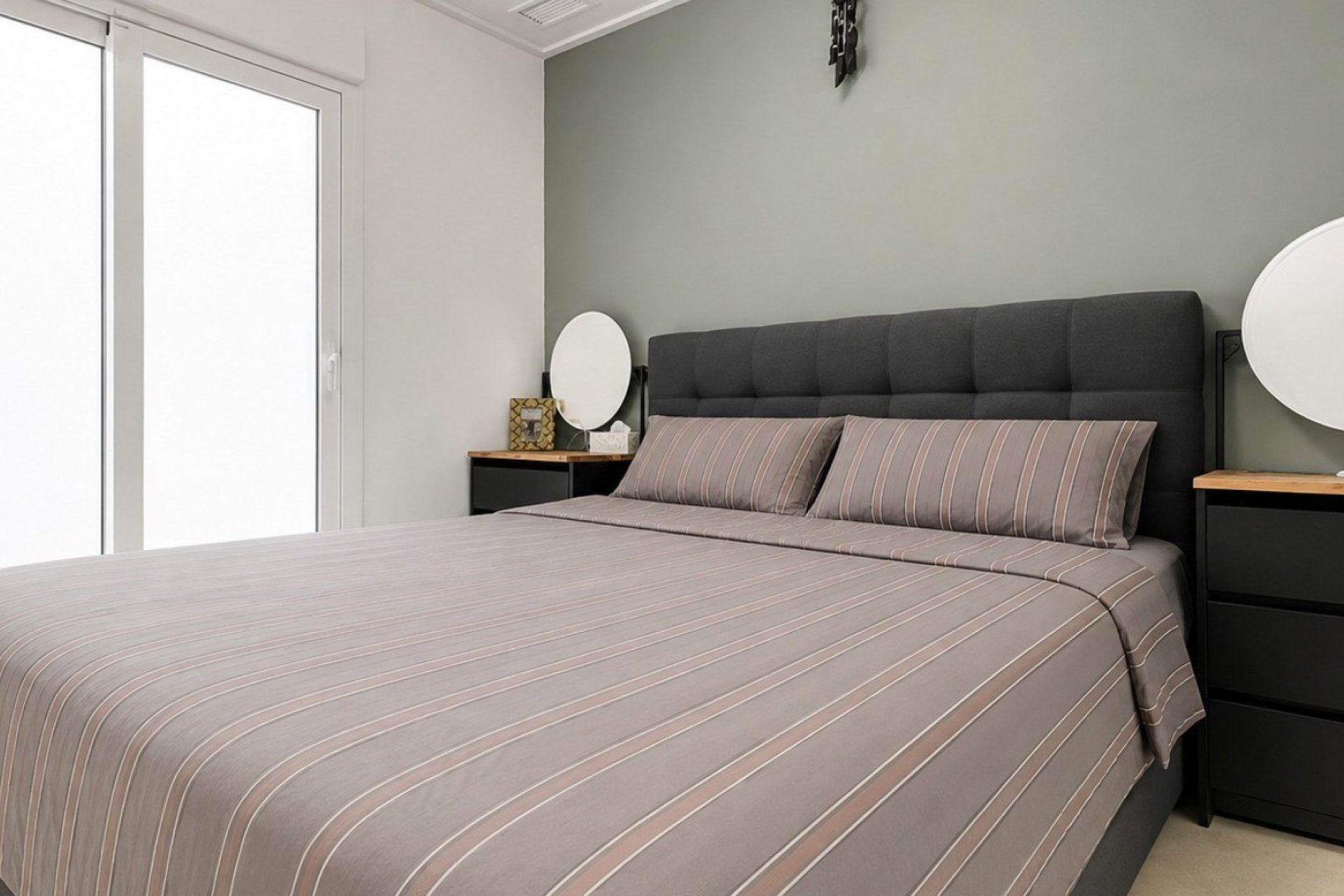 Resale - Apartment / Flat * - Guardamar del Segura * - El Raso *