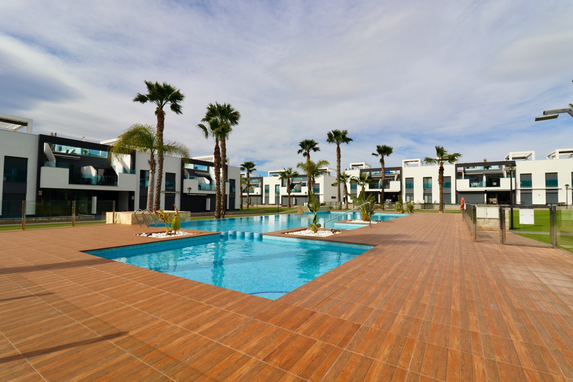 Resale - Apartment / Flat * - Guardamar del Segura * - Guardamar - El Raso