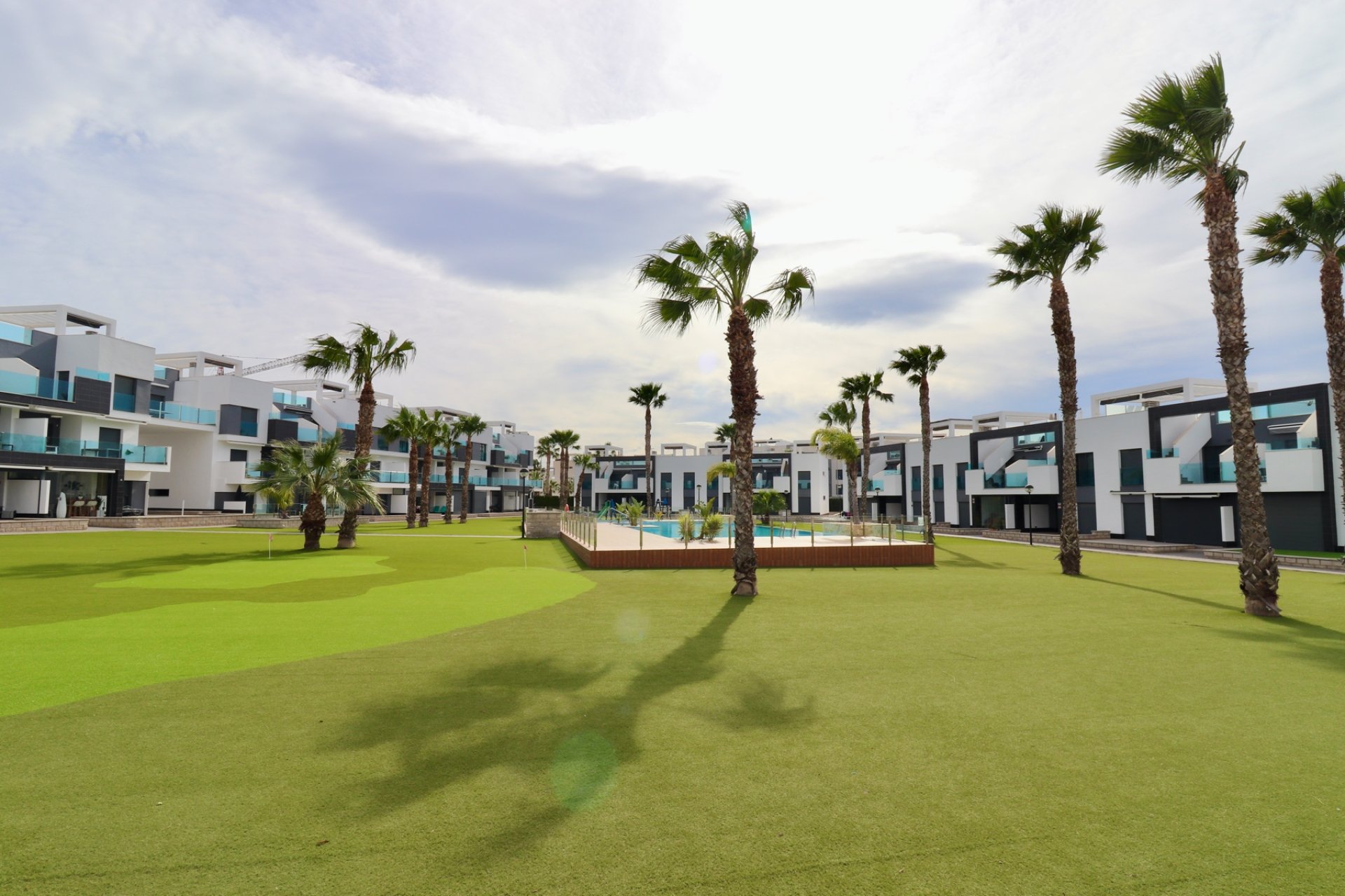 Resale - Apartment / Flat * - Guardamar del Segura * - Guardamar - El Raso