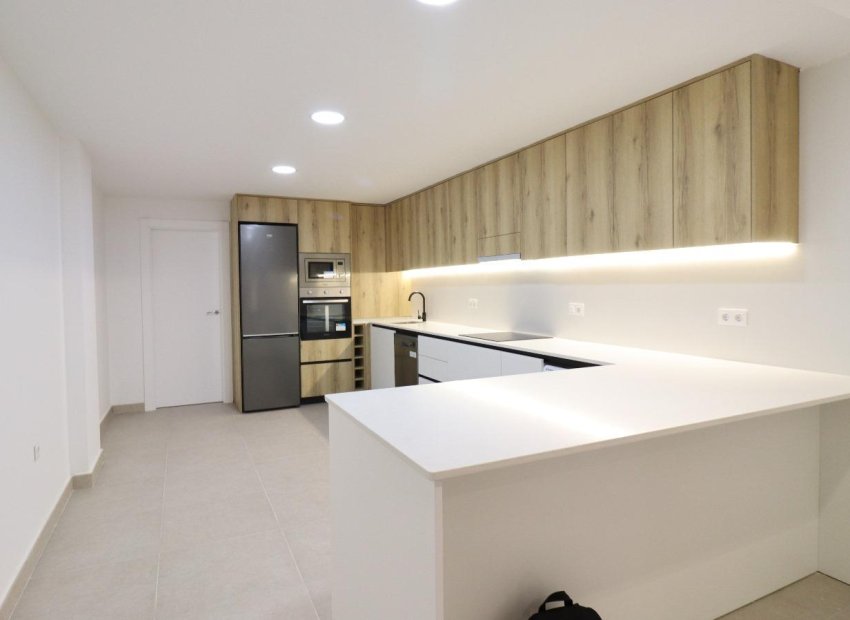 Resale - Apartment / flat - Guardamar del Segura - Los secanos