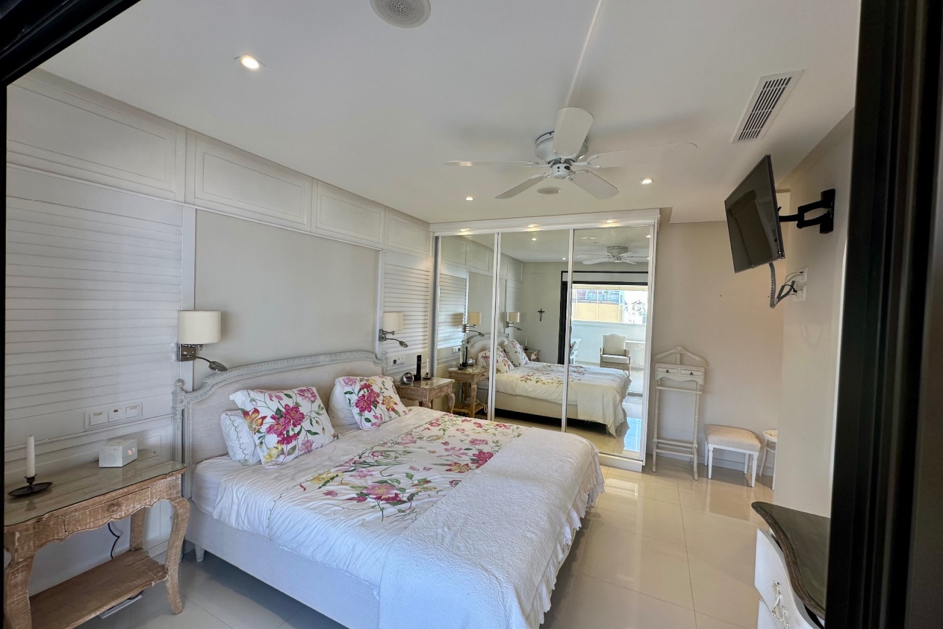 Resale - Apartment / Flat * - Guardamar del Segura * - Marjal Beach