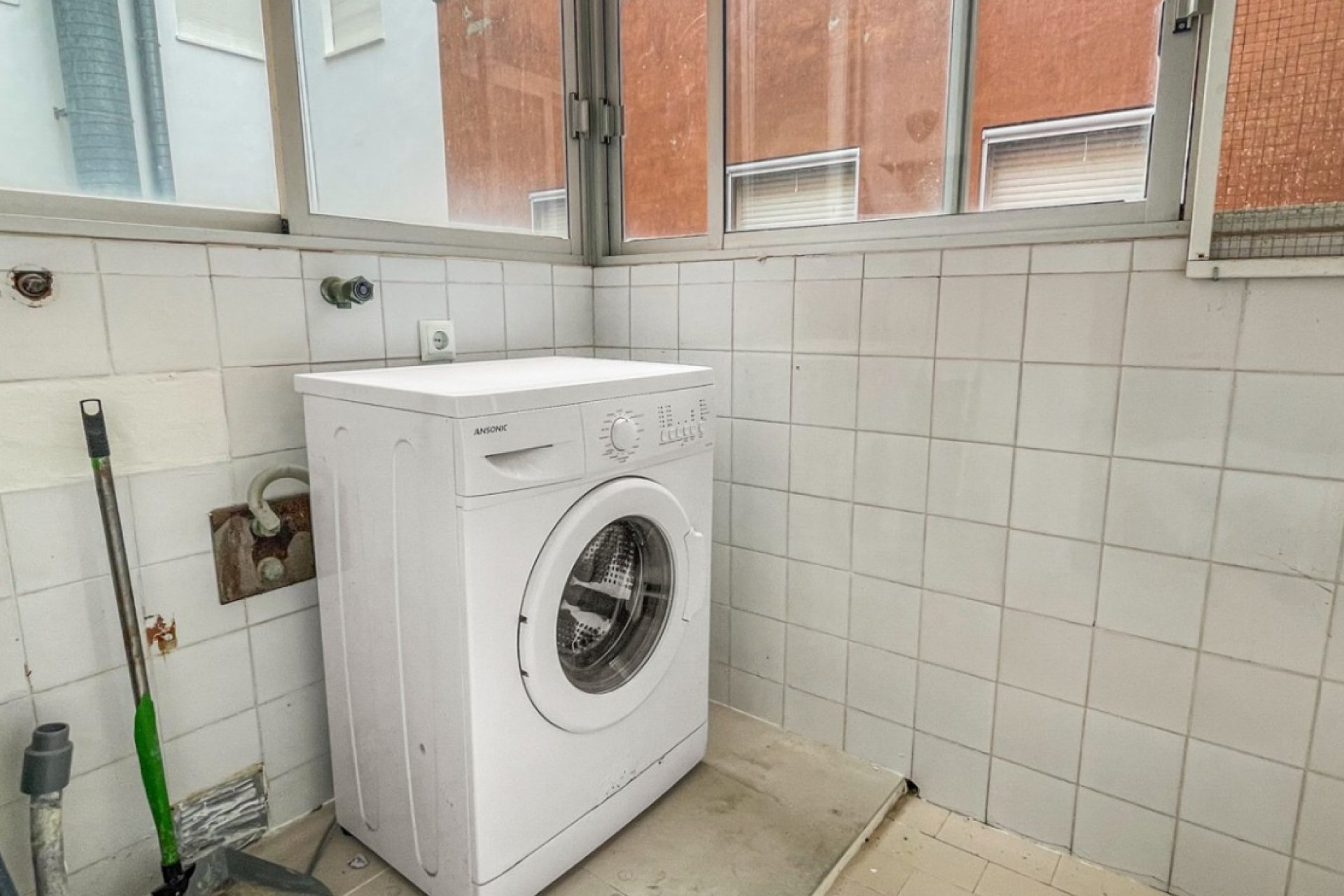 Resale - Apartment / Flat * - Guardamar del Segura * - Pueblo