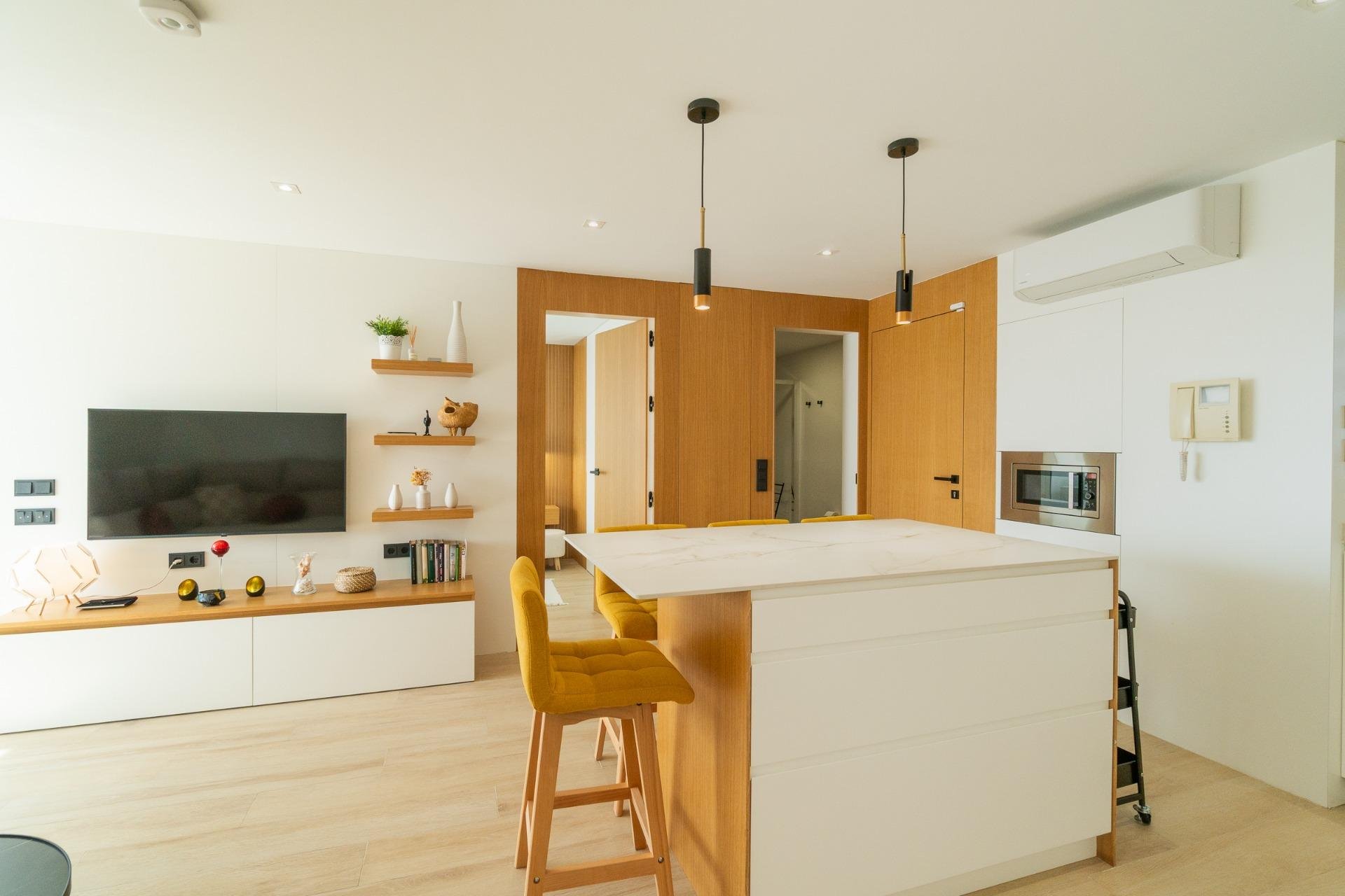 Resale - Apartment / Flat * - Guardamar del Segura * - Puerto Deportivo