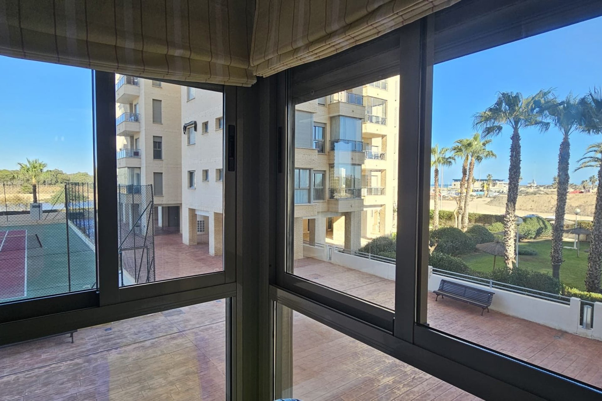 Resale - Apartment / flat - Guardamar del Segura - Puerto