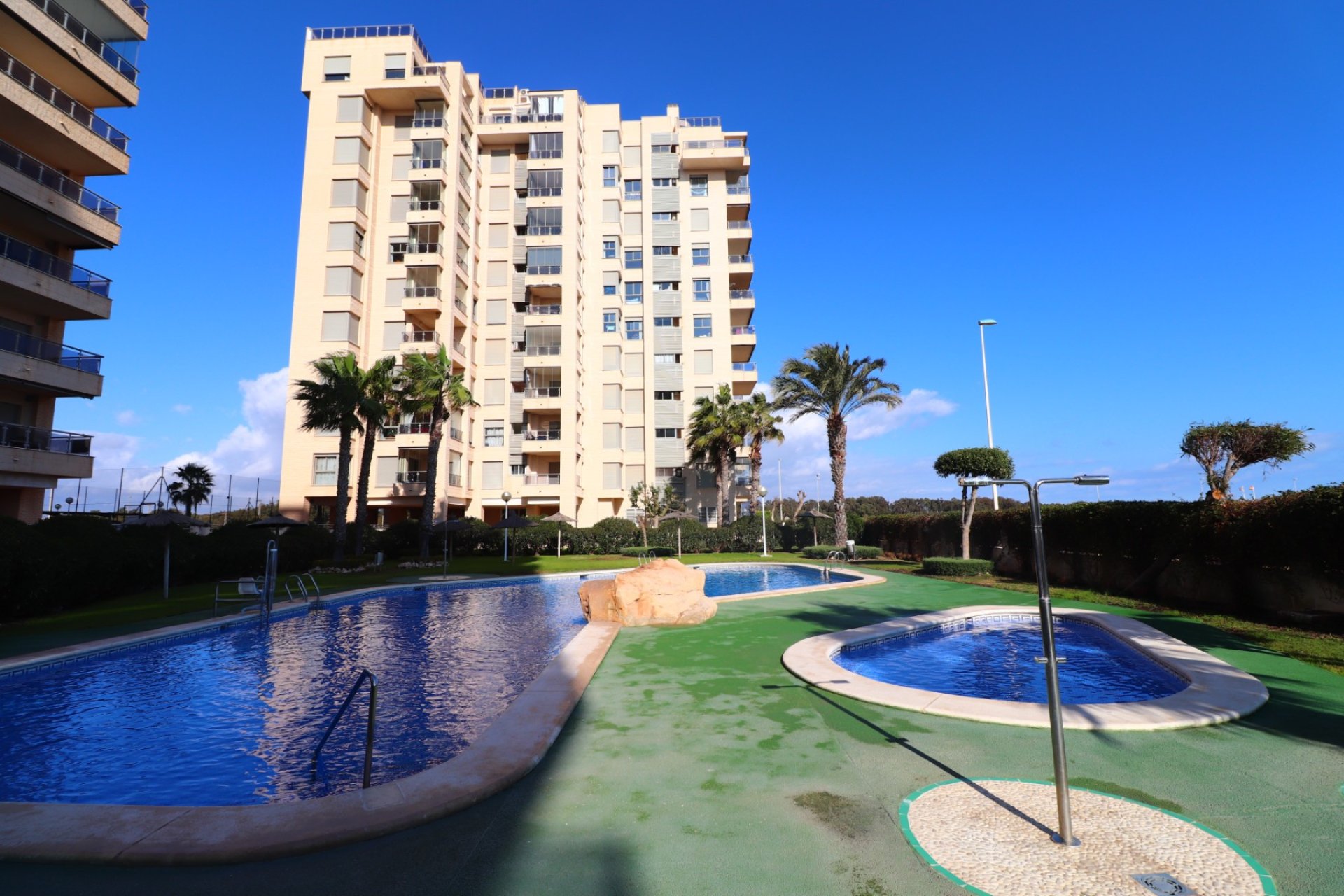 Resale - Apartment / flat - Guardamar del Segura