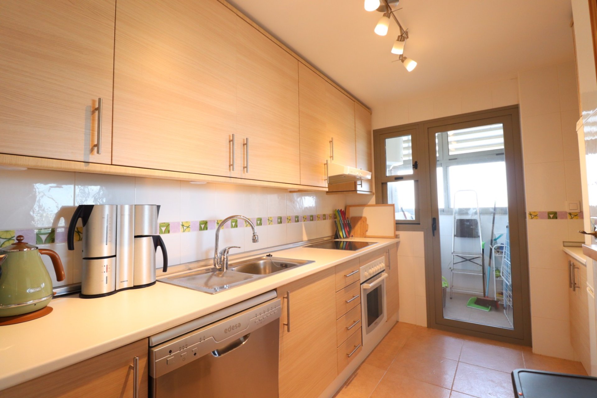 Resale - Apartment / flat - Guardamar del Segura