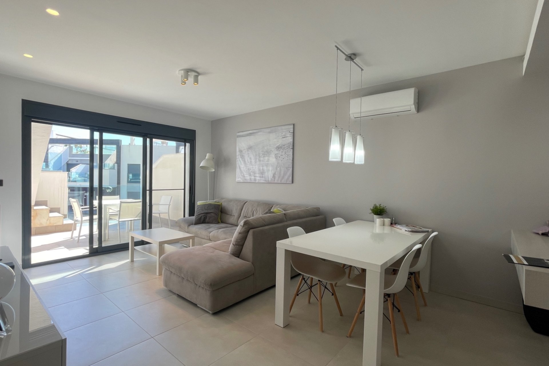 Resale - Apartment / flat - Guardamar del Segura