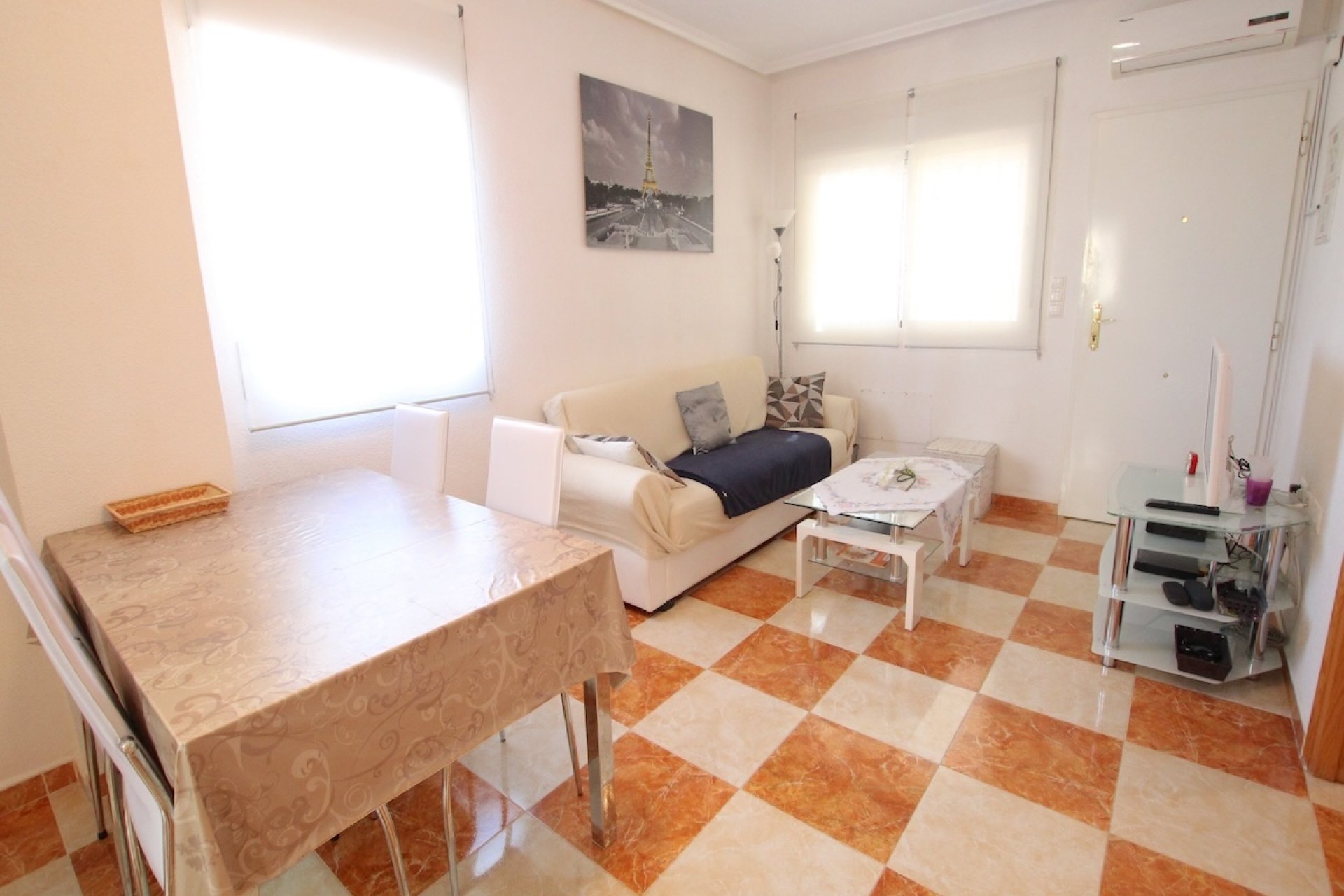 Resale - Apartment / Flat * - Heredades *