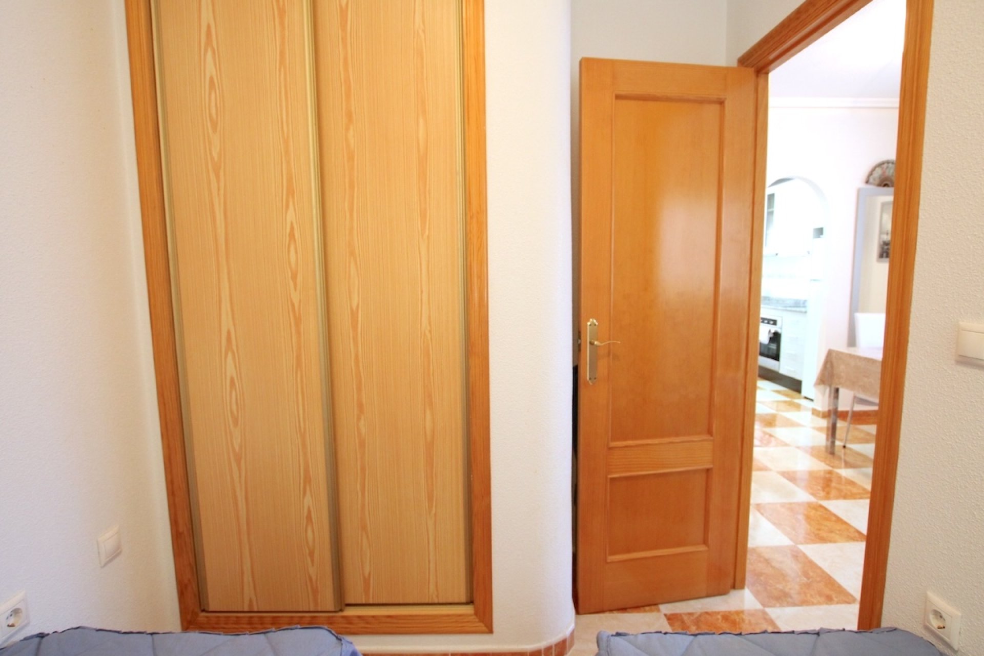 Resale - Apartment / Flat * - Heredades *