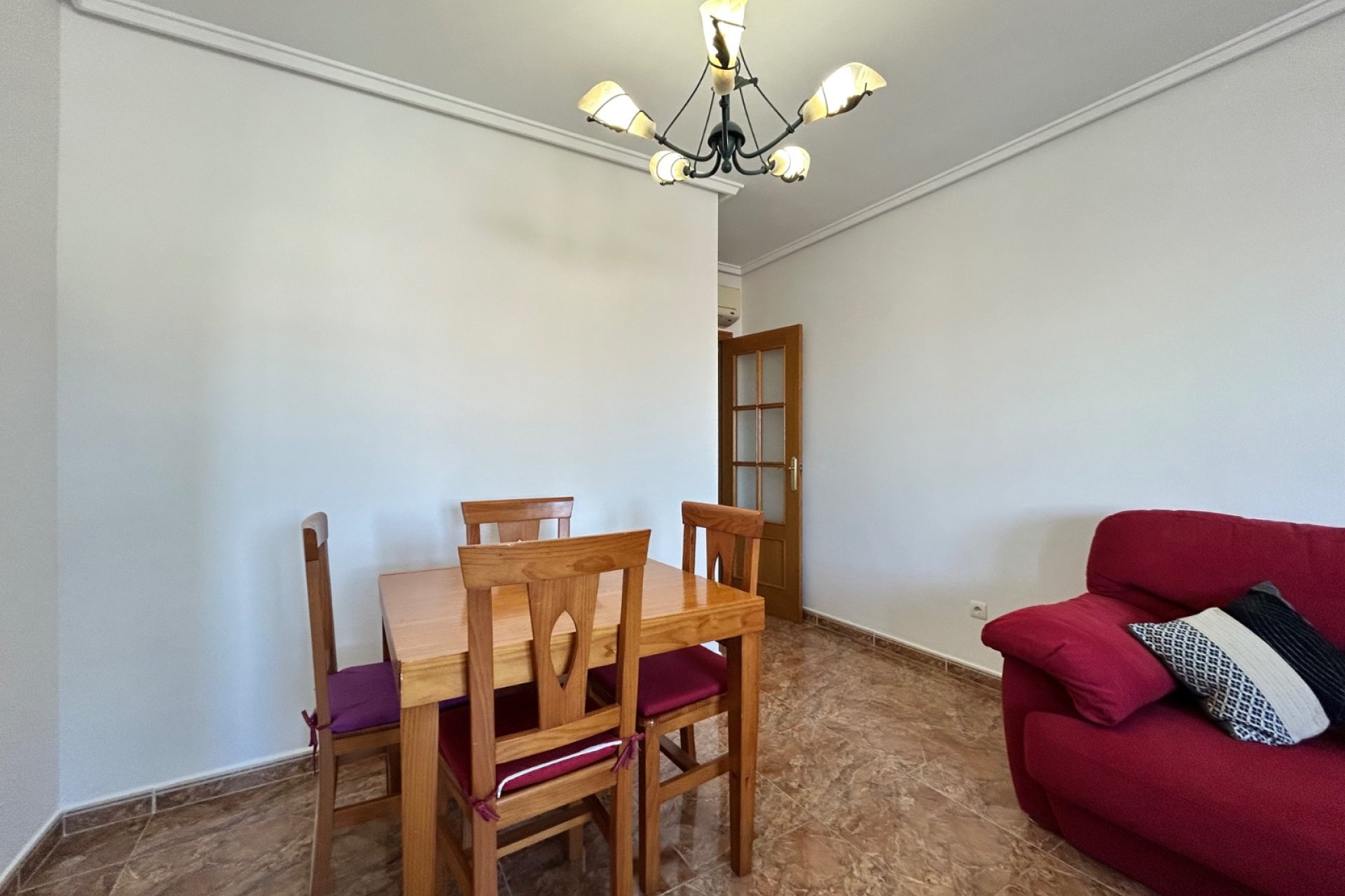 Resale - Apartment / Flat * - Jacarilla * - pueblo