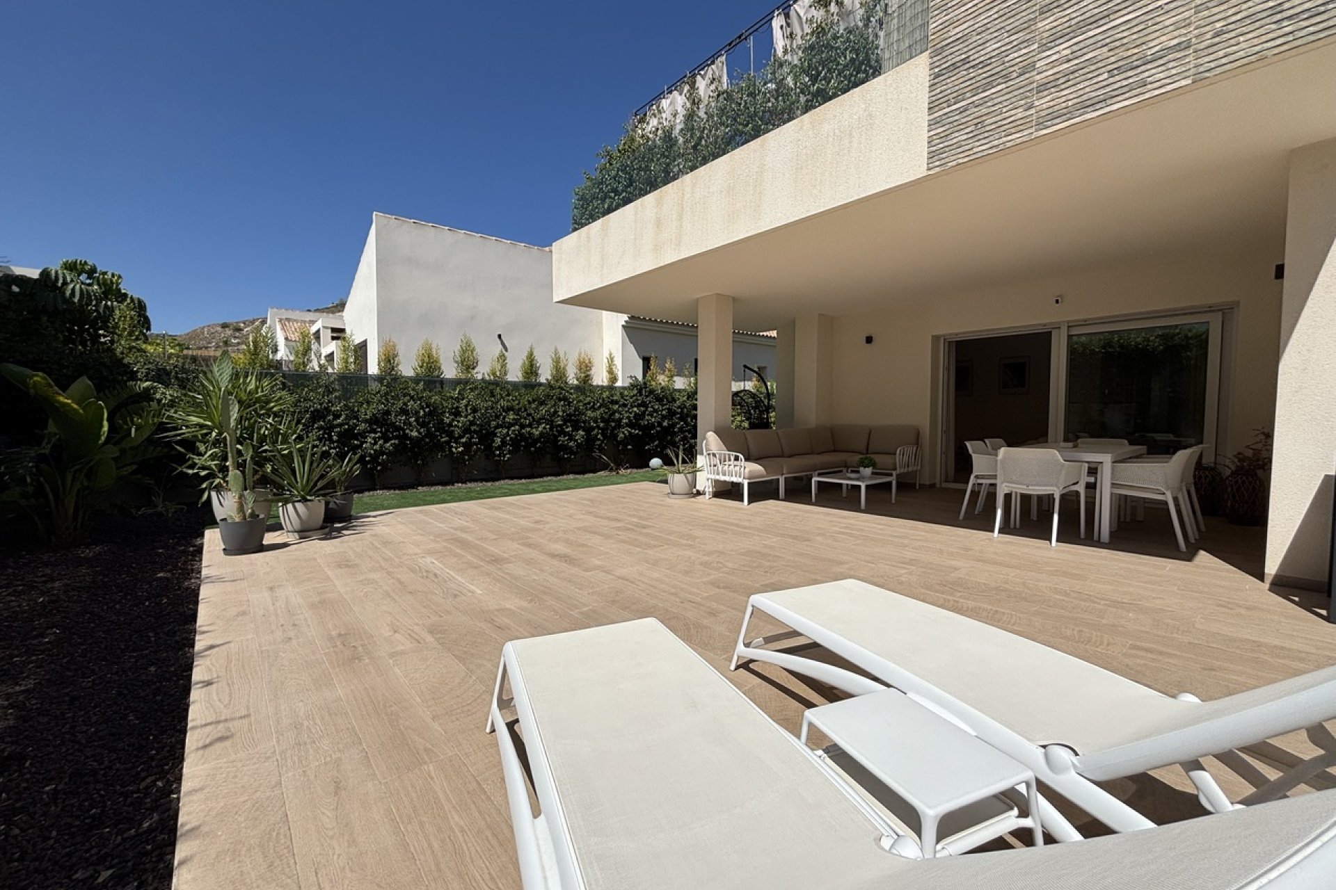 Resale - Apartment / Flat * - La Finca Golf *