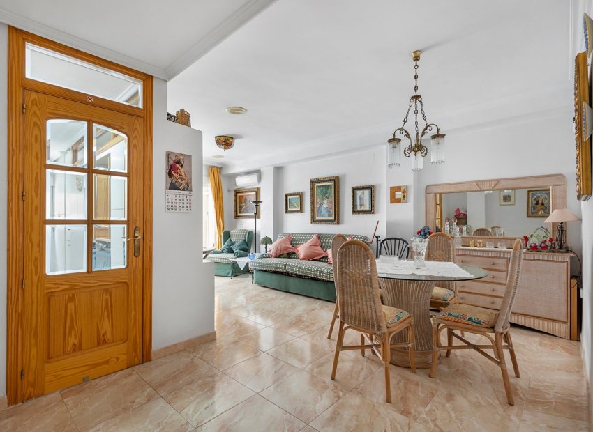 Resale - Apartment / Flat * - La Mata - Playa