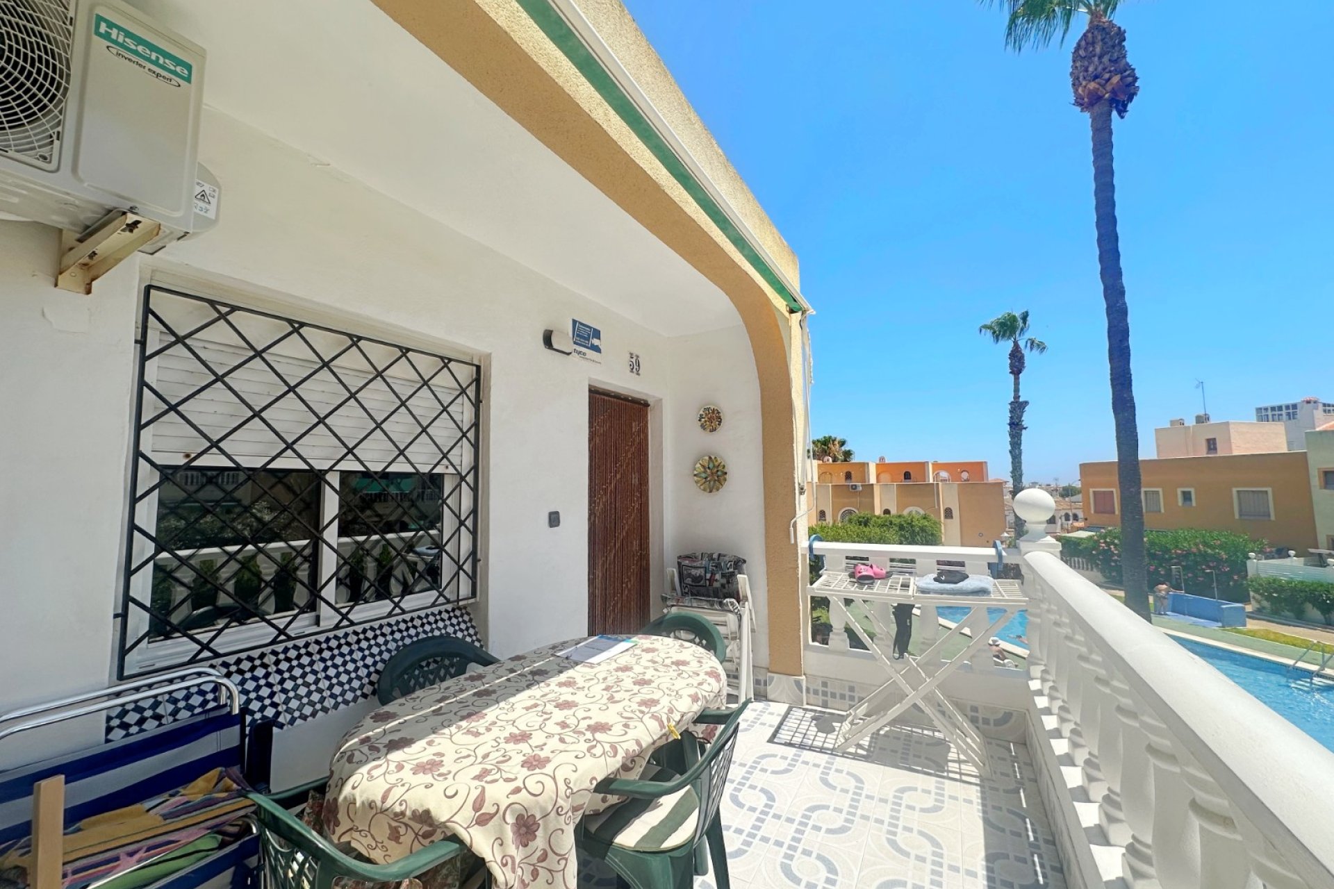 Resale - Apartment / Flat * - La Mata *