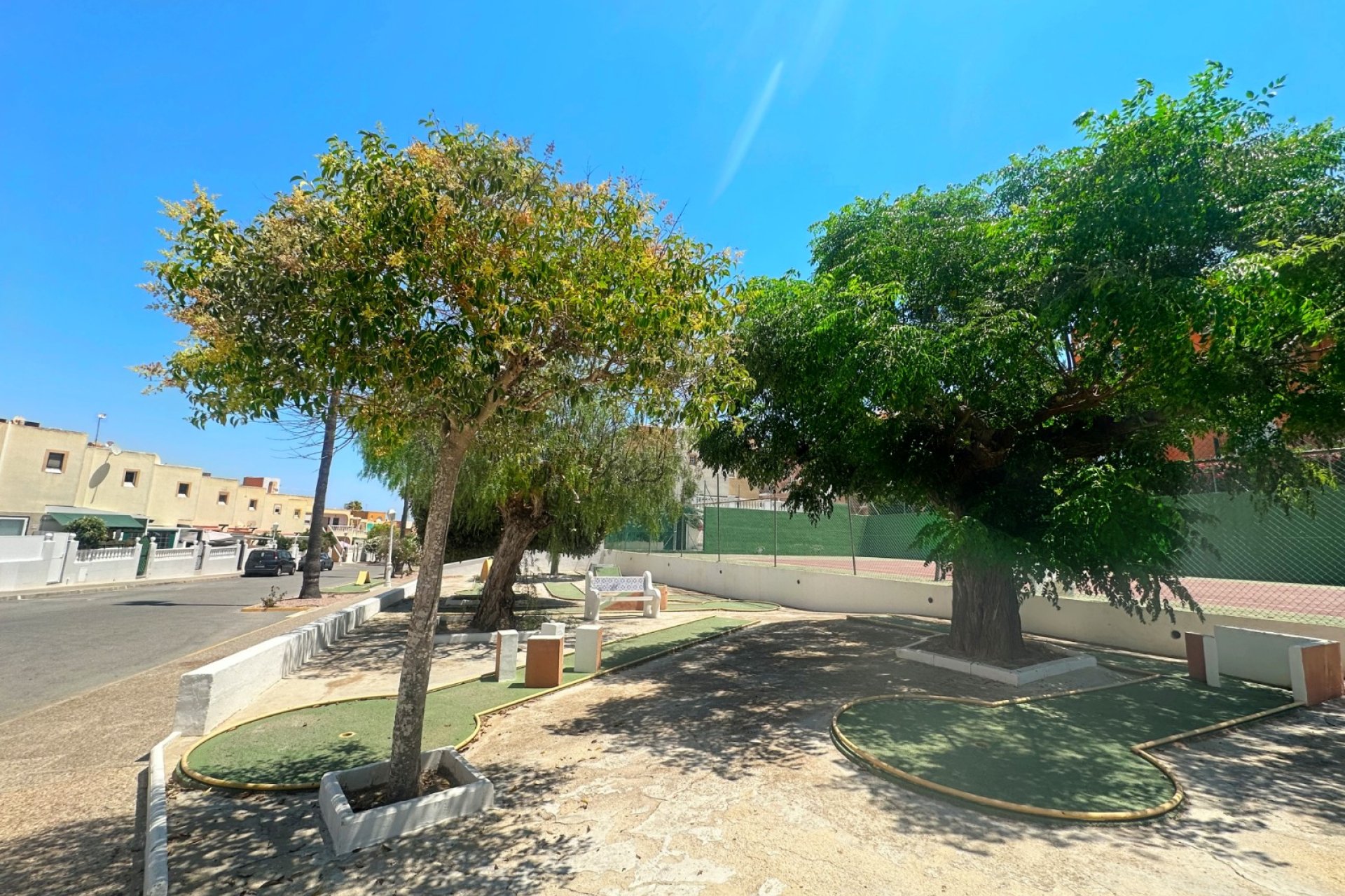 Resale - Apartment / Flat * - La Mata *