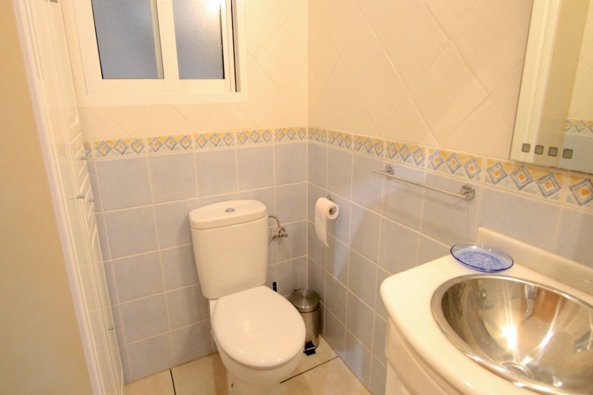 Resale - Apartment / Flat * - La Mata *