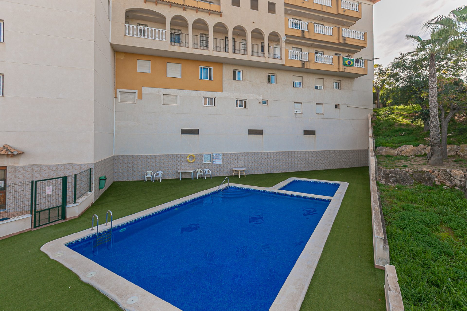 Resale - Apartment / Flat * - La Zenia *