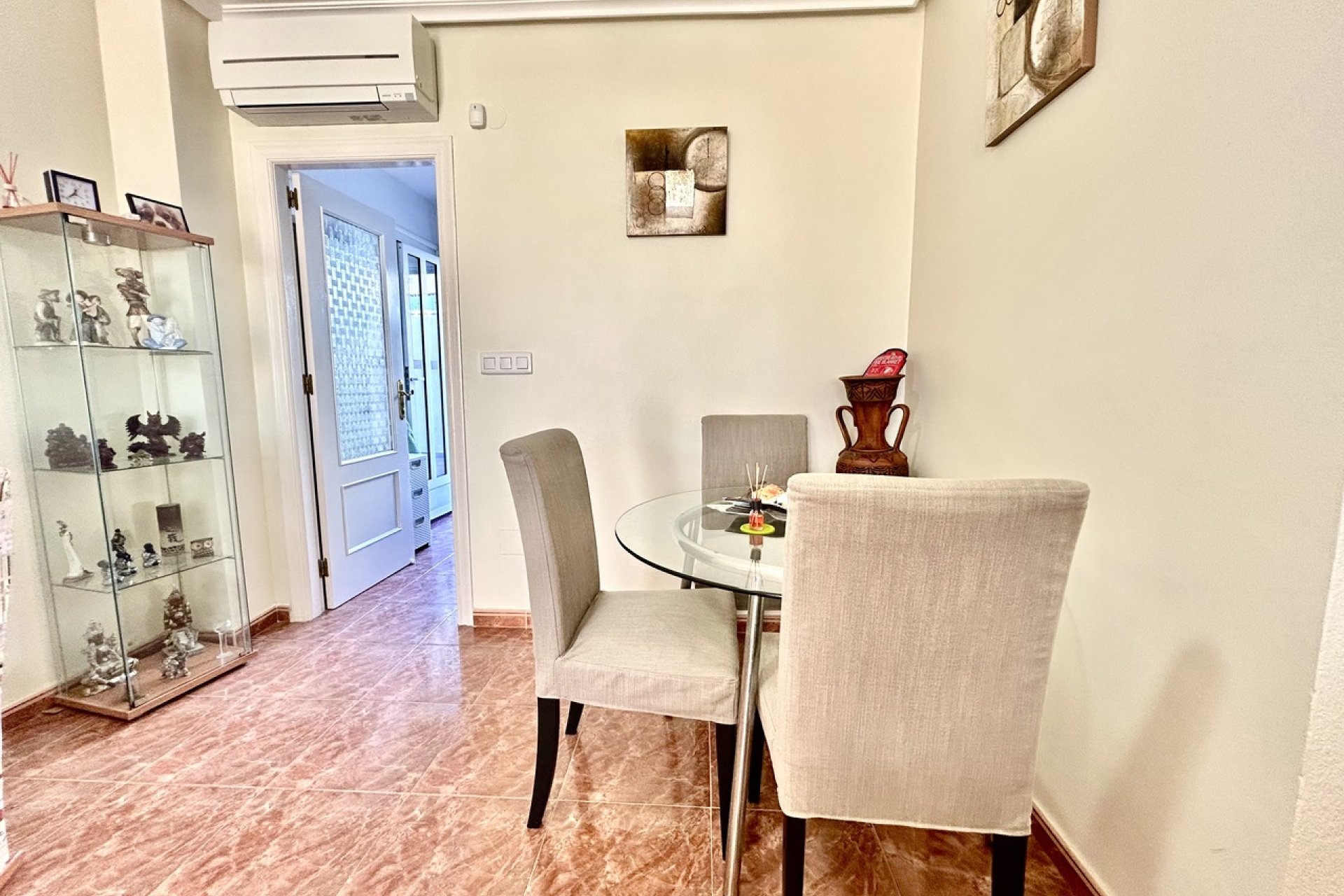Resale - Apartment / Flat * - La Zenia *