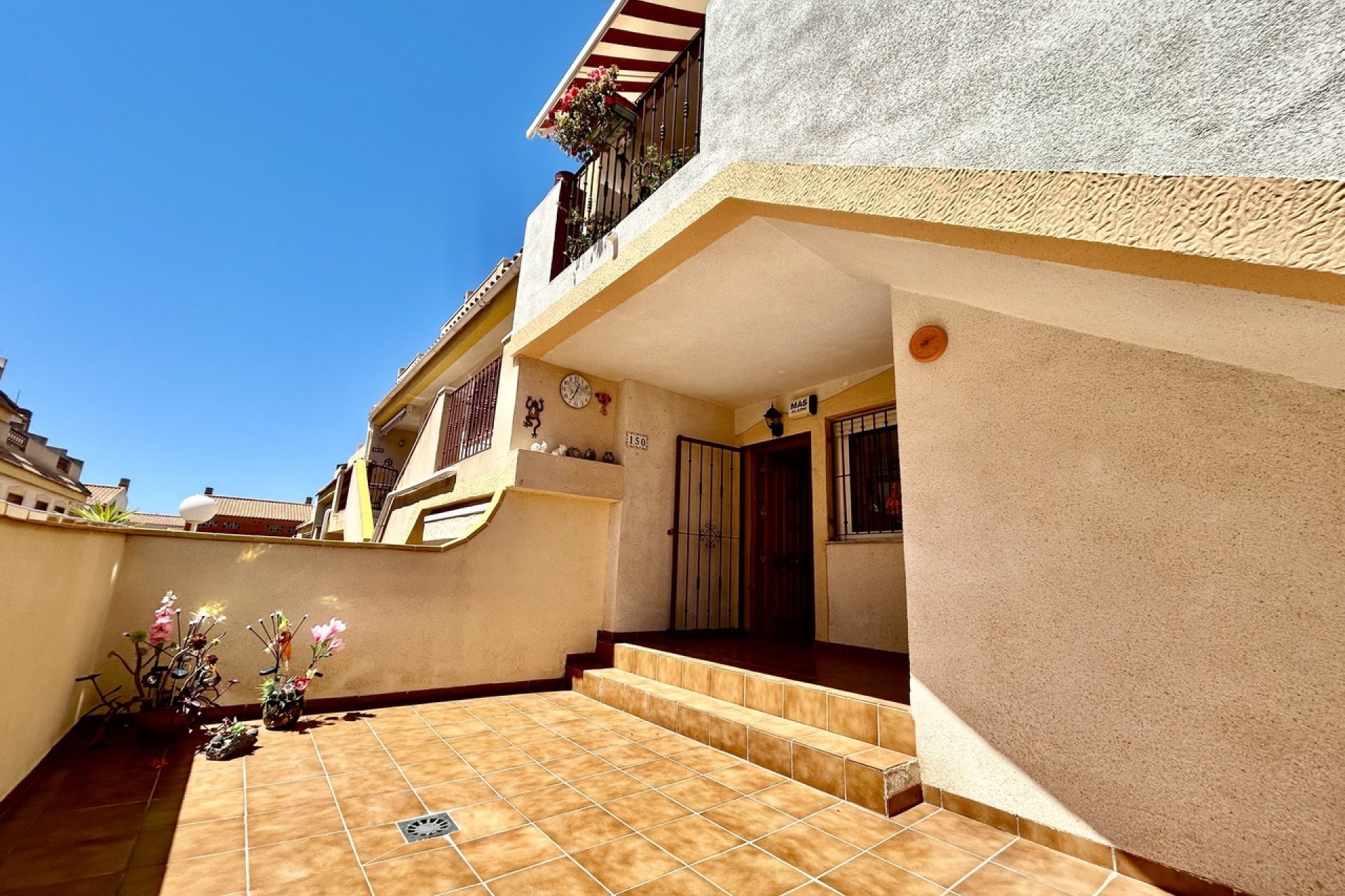 Resale - Apartment / Flat * - La Zenia *
