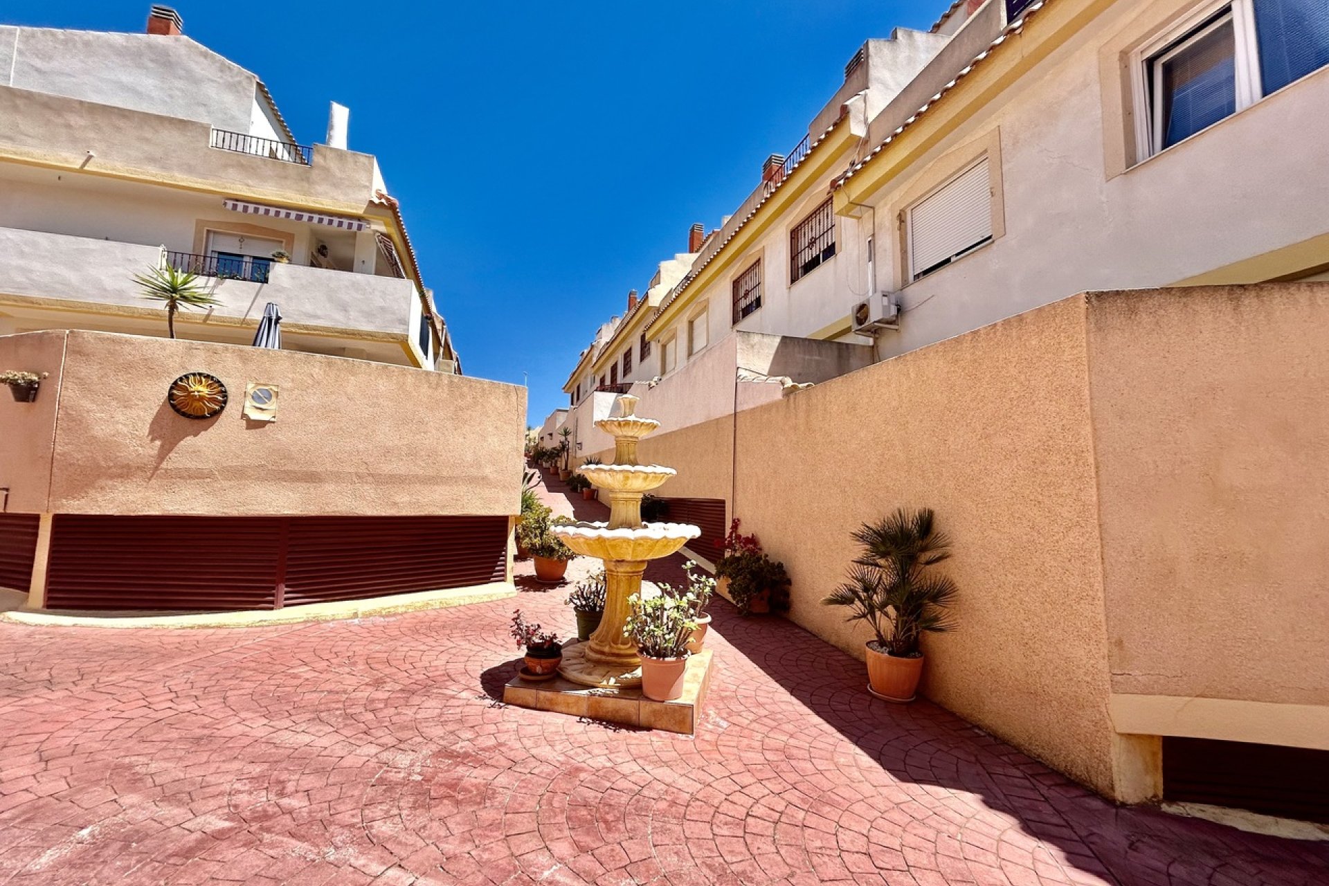 Resale - Apartment / Flat * - La Zenia *