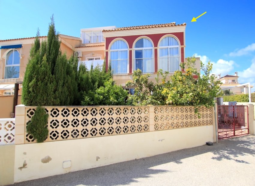 Resale - Apartment / Flat * - La Zenia *