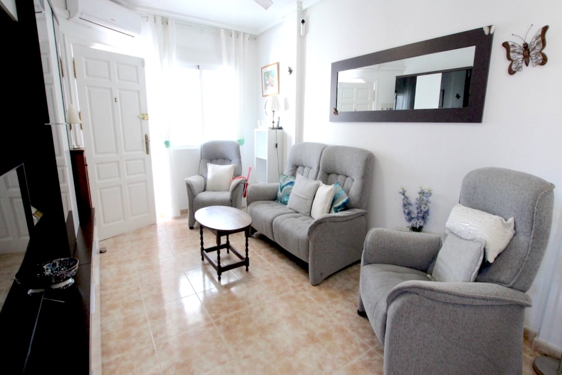 Resale - Apartment / Flat * - La Zenia *