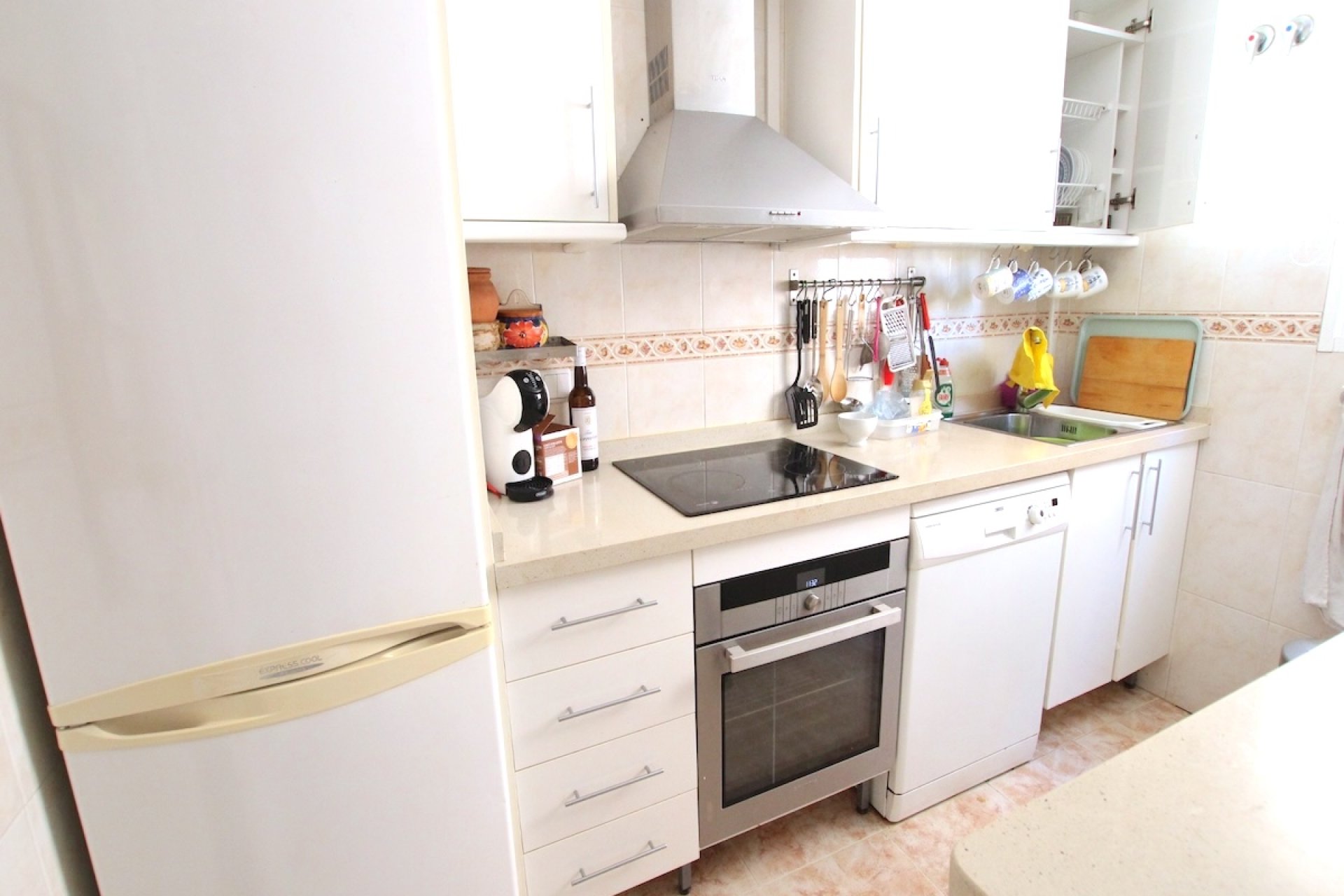 Resale - Apartment / Flat * - La Zenia *