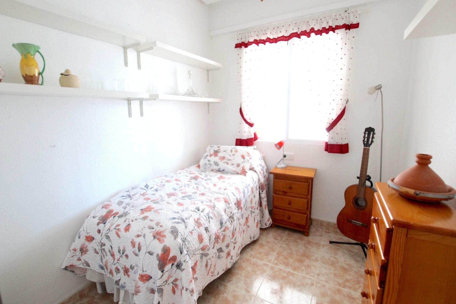Resale - Apartment / Flat * - La Zenia *