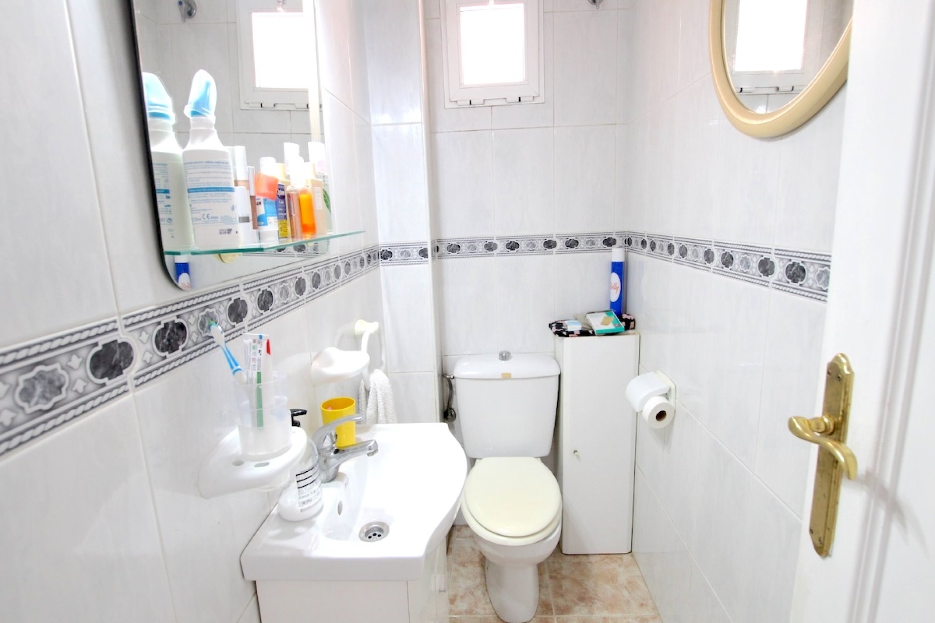 Resale - Apartment / Flat * - La Zenia *