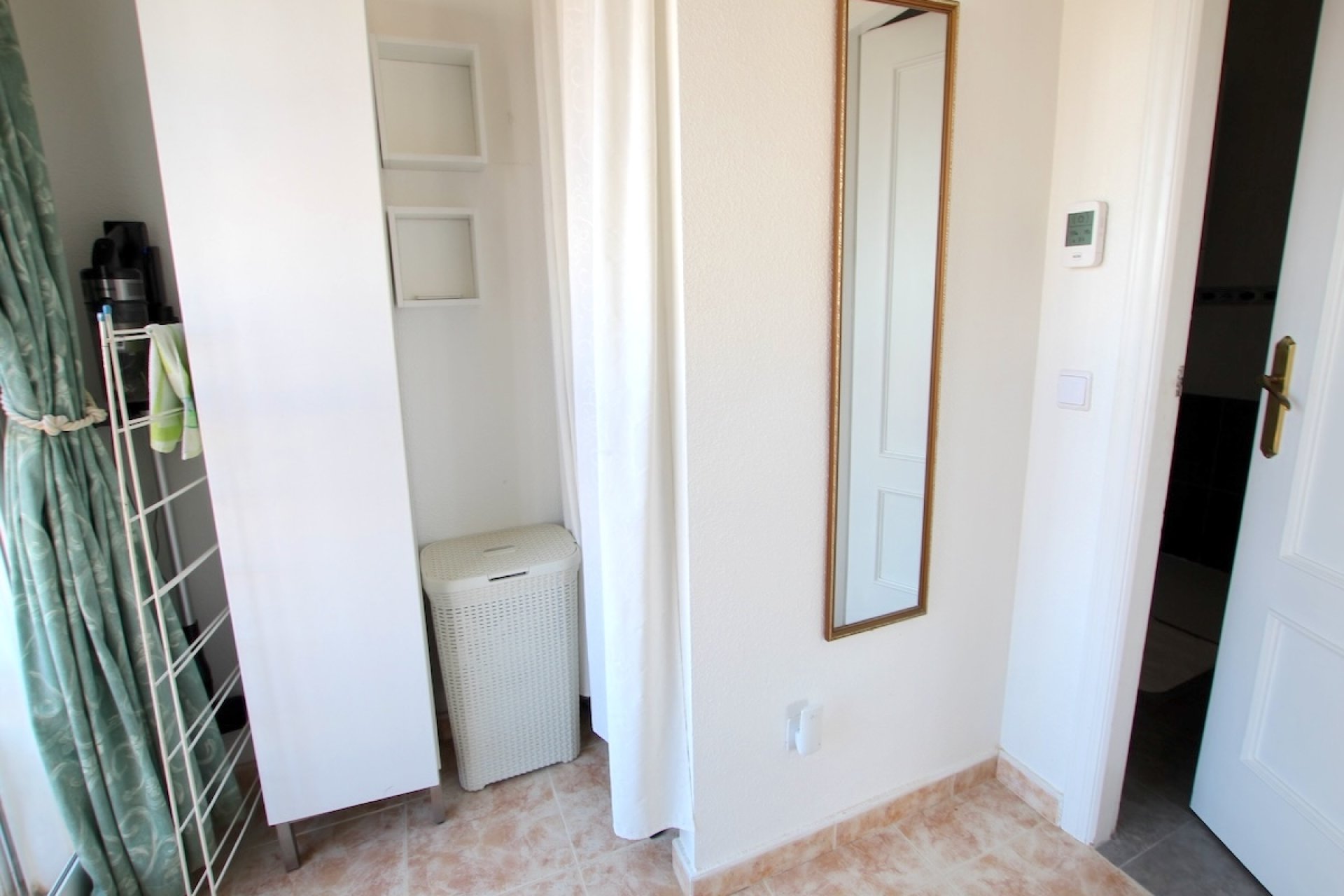 Resale - Apartment / Flat * - La Zenia *